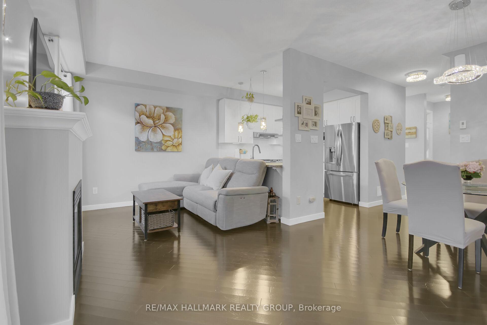 Photo 11 of 585 Barrick Hill Road, Ottawa, Kanata - Emerald Meadows/Trailwest — HOMEH