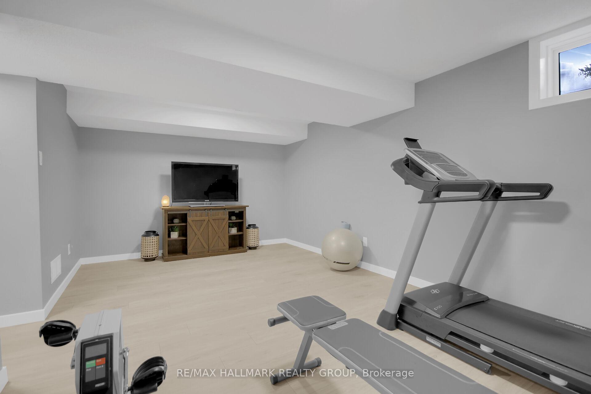 Photo 39 of 585 Barrick Hill Road, Ottawa, Kanata - Emerald Meadows/Trailwest — HOMEH