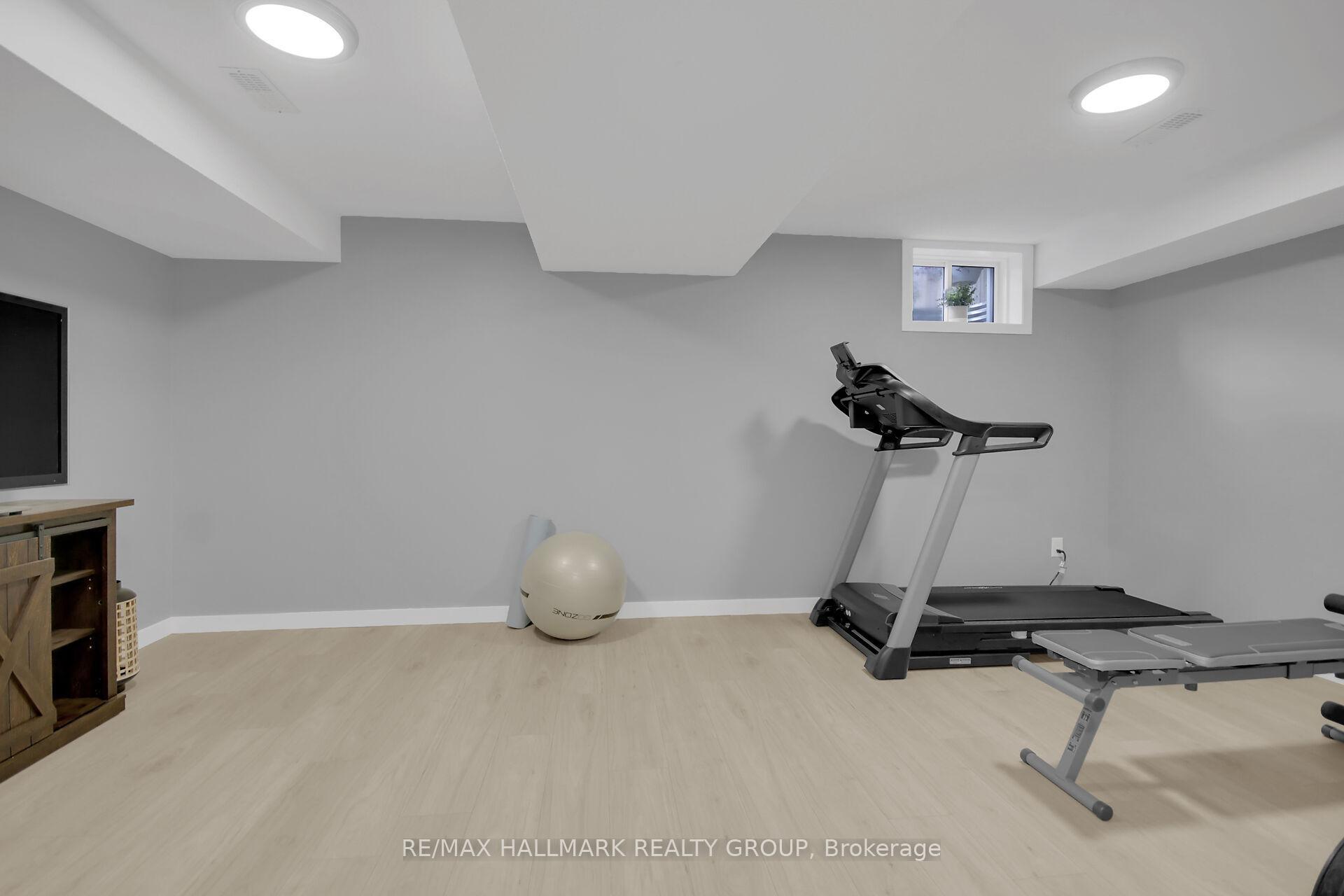 Photo 40 of 585 Barrick Hill Road, Ottawa, Kanata - Emerald Meadows/Trailwest — HOMEH