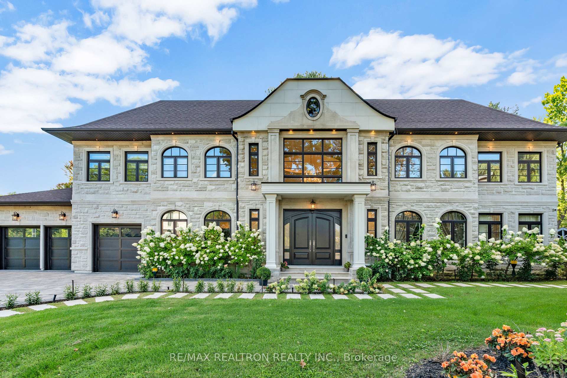 Photo 1 of 20 Hammok Crescent, Markham, Bayview Glen — HOMEH