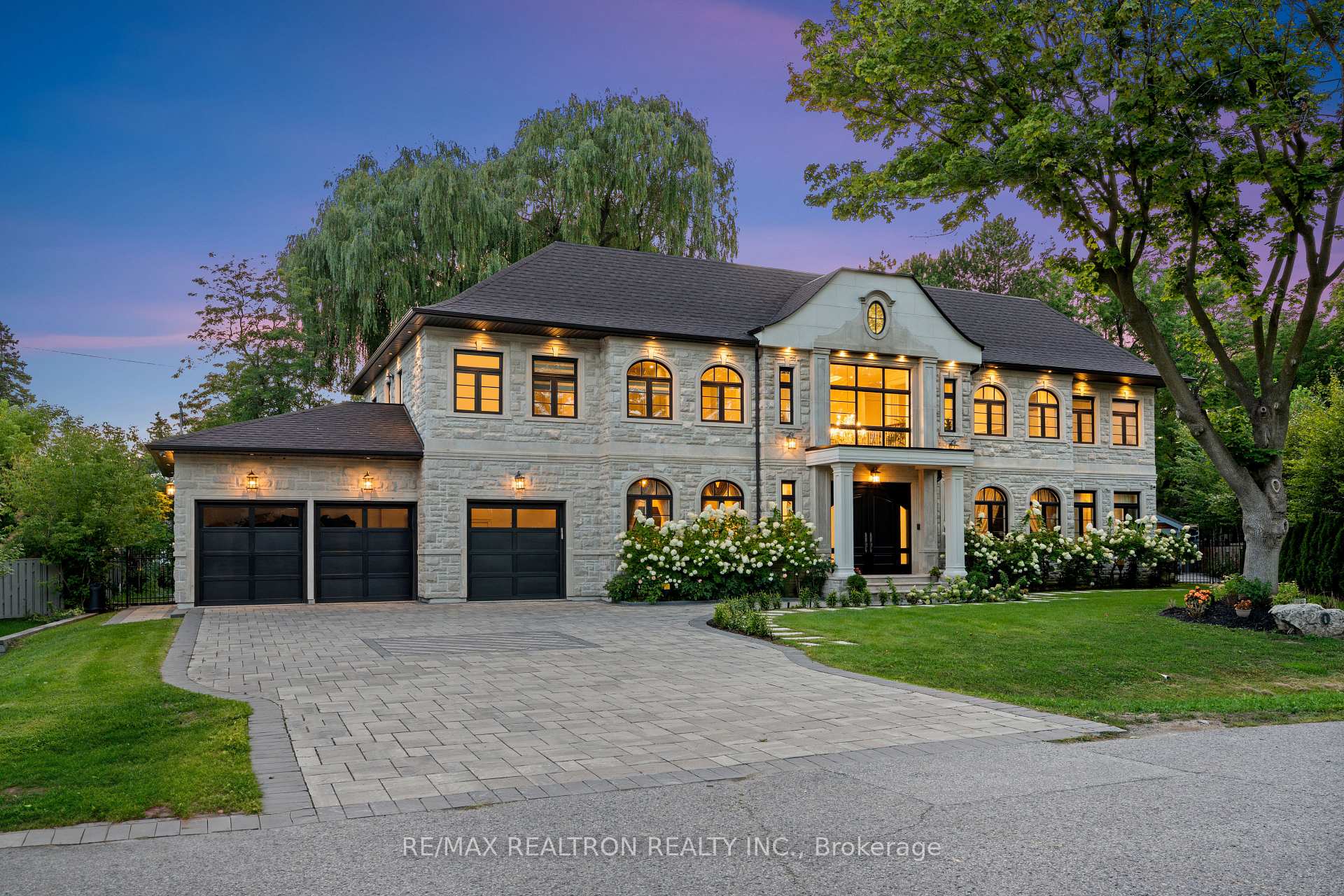 Photo 2 of 20 Hammok Crescent, Markham, Bayview Glen — HOMEH