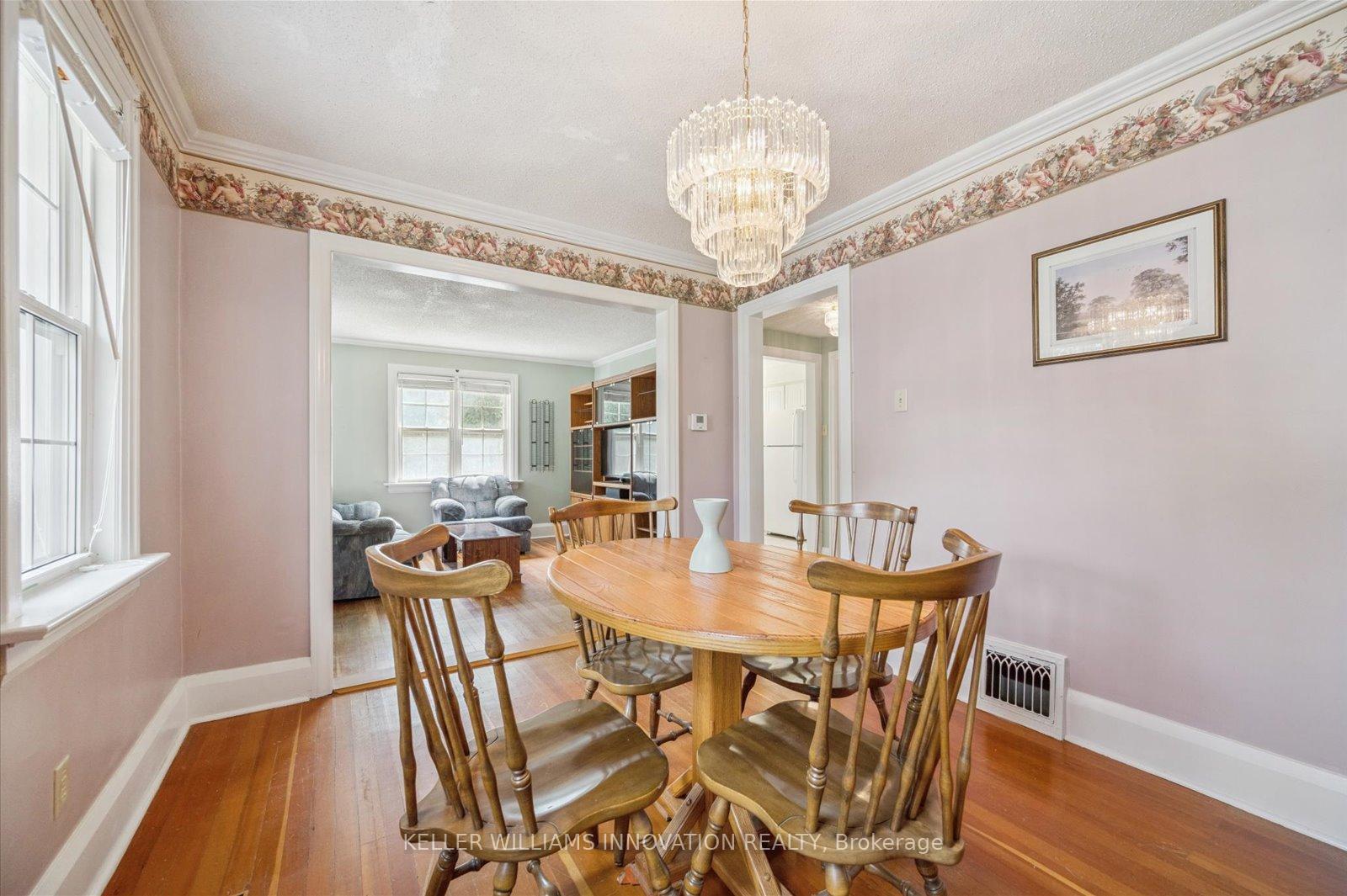 Photo 10 of 41 Brunswick Avenue, Kitchener — HOMEH