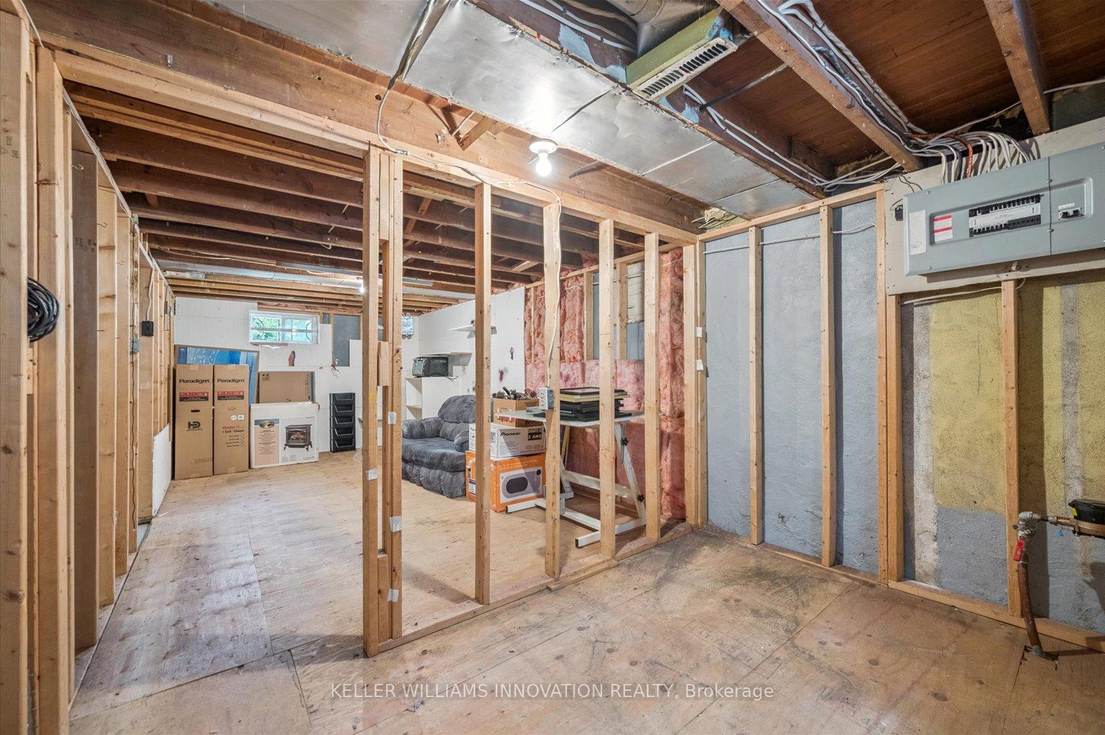 Photo 28 of 41 Brunswick Avenue, Kitchener — HOMEH