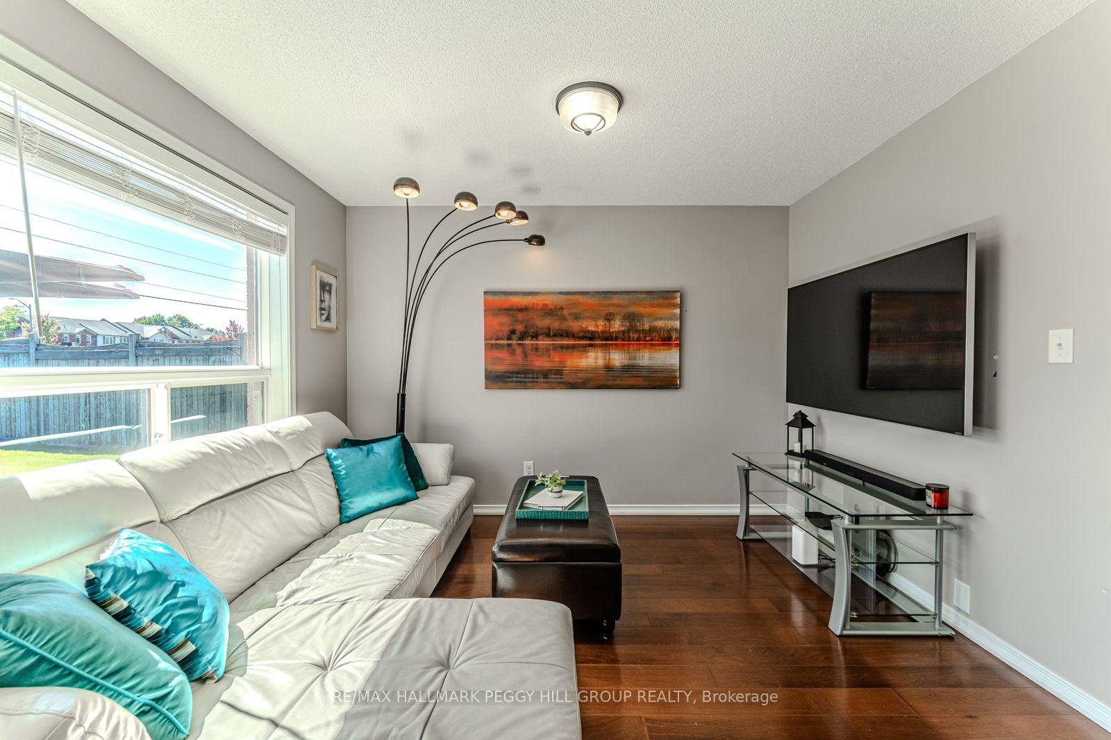 Photo 2 of 1275 Coleman Crescent, Innisfil, Alcona — HOMEH