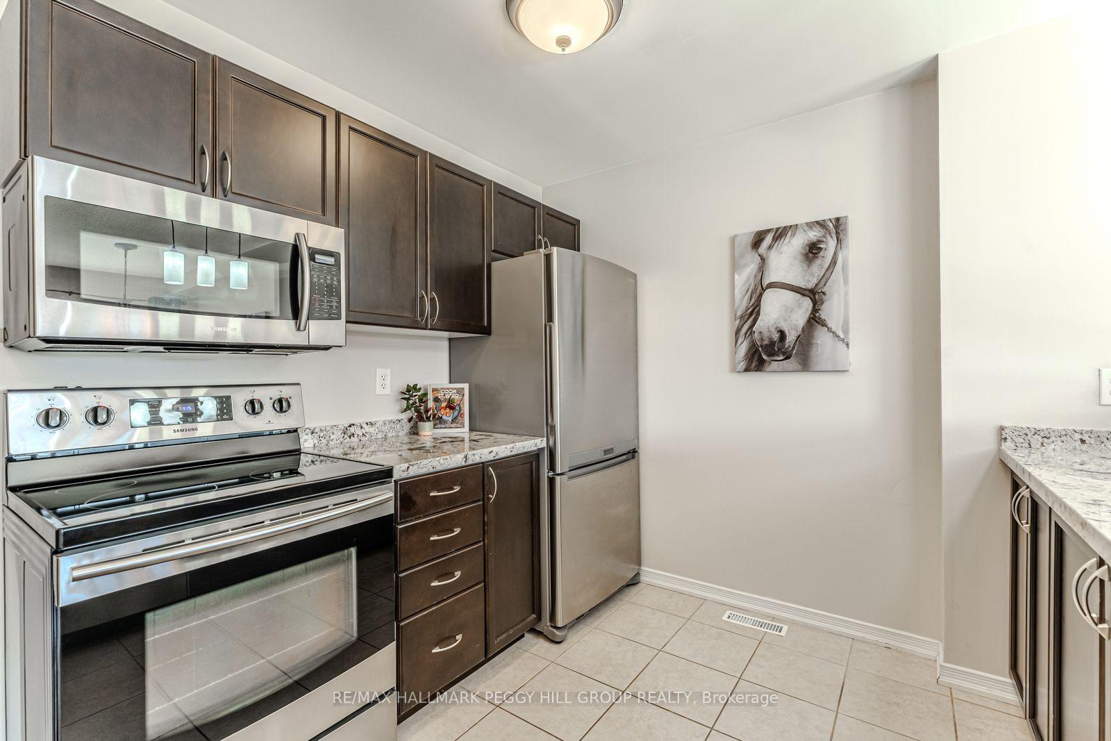 Photo 4 of 1275 Coleman Crescent, Innisfil, Alcona — HOMEH