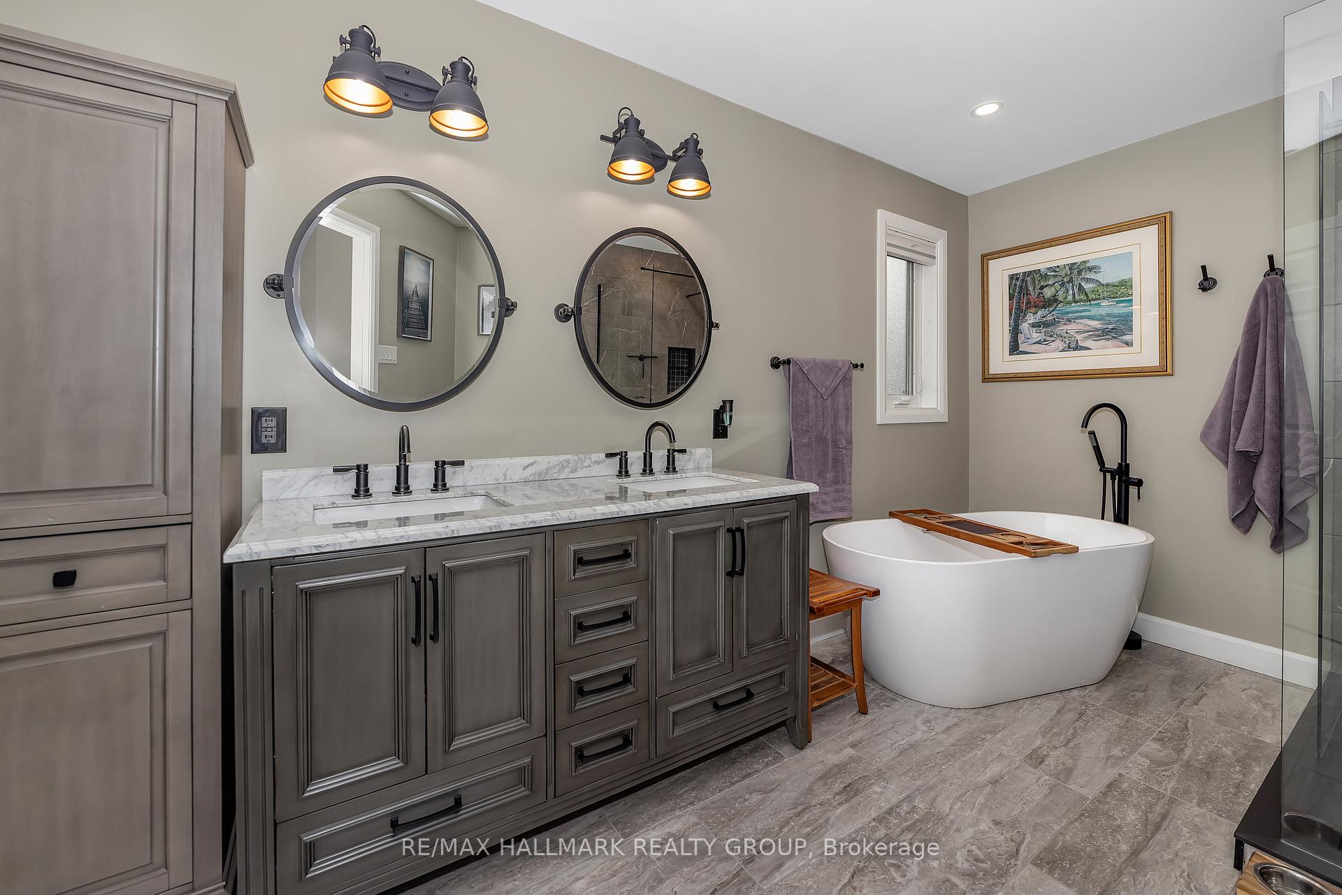 Photo 21 of 20 Bluemeadow Way, Ottawa, Kanata - Bridlewood — HOMEH