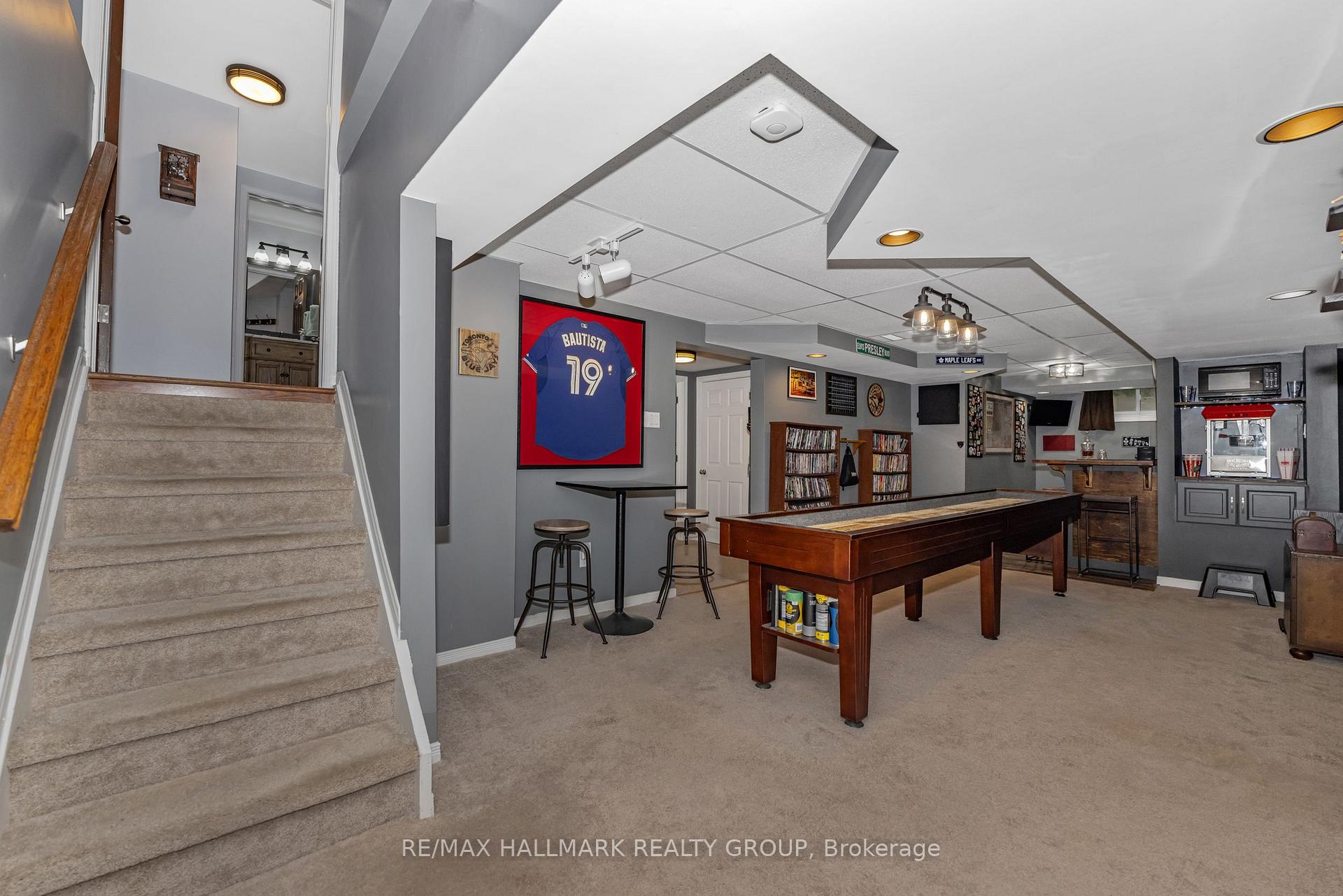 Photo 32 of 20 Bluemeadow Way, Ottawa, Kanata - Bridlewood — HOMEH