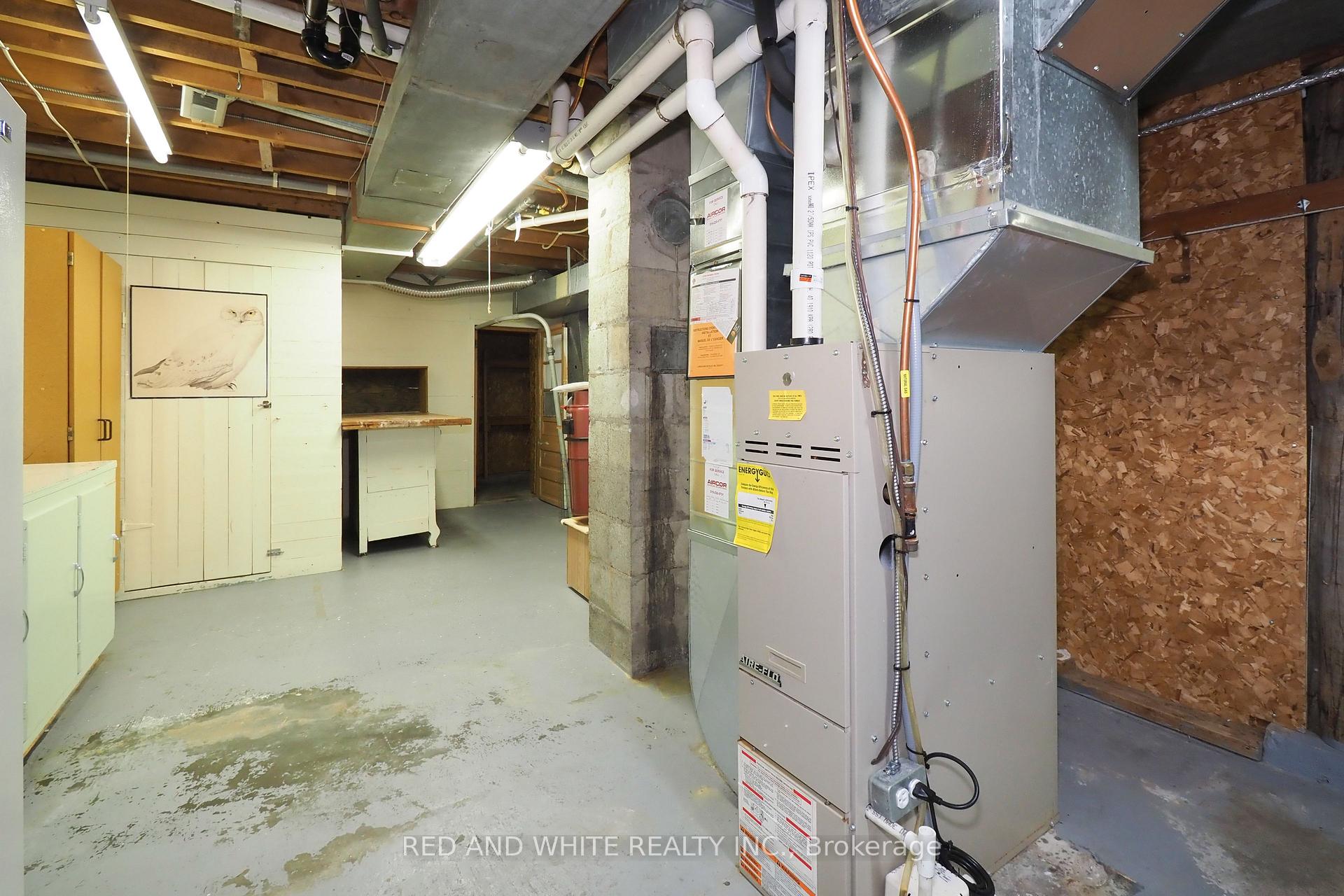 Photo 33 of 111 North Drive N, Kitchener — HOMEH