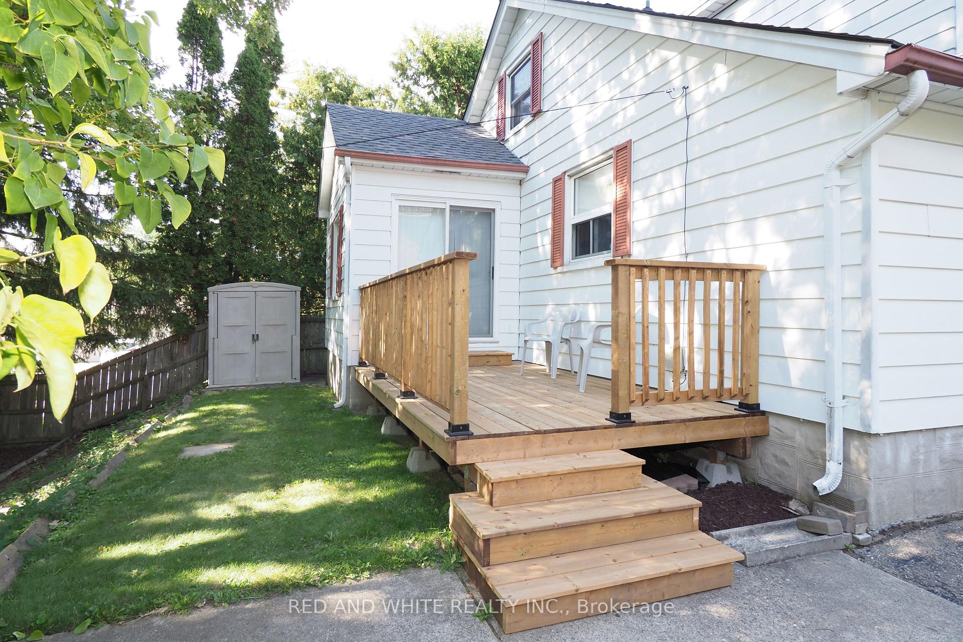 Photo 34 of 111 North Drive N, Kitchener — HOMEH
