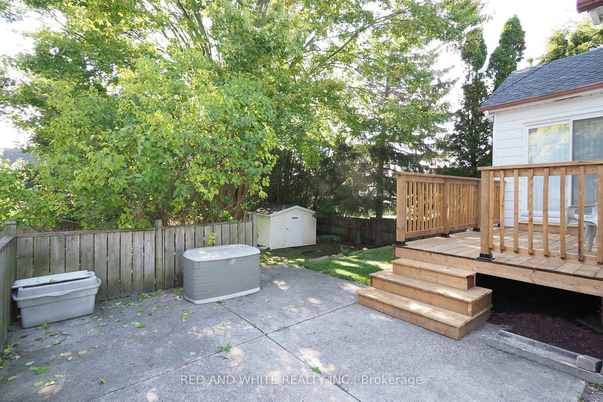 Photo 37 of 111 North Drive N, Kitchener — HOMEH