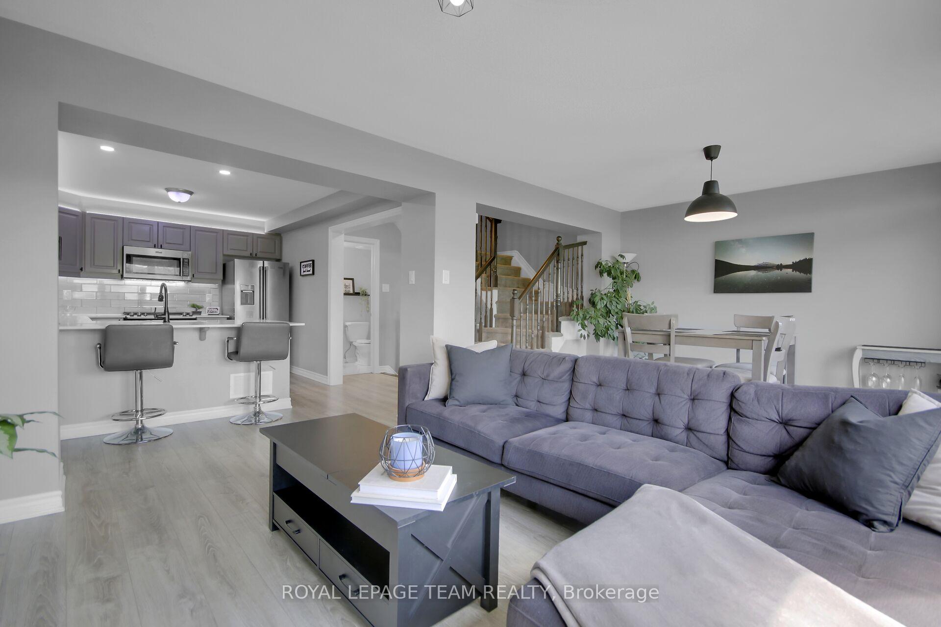 Photo 13 of 250 Clintonia Street, Ottawa, Kanata - Emerald Meadows/Trailwest — HOMEH