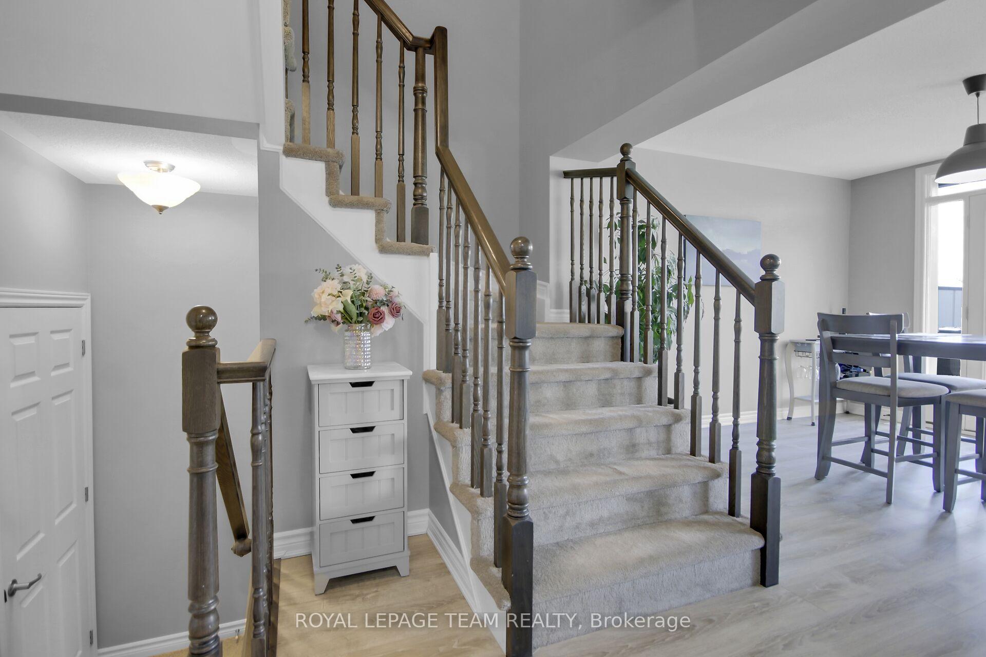 Photo 18 of 250 Clintonia Street, Ottawa, Kanata - Emerald Meadows/Trailwest — HOMEH