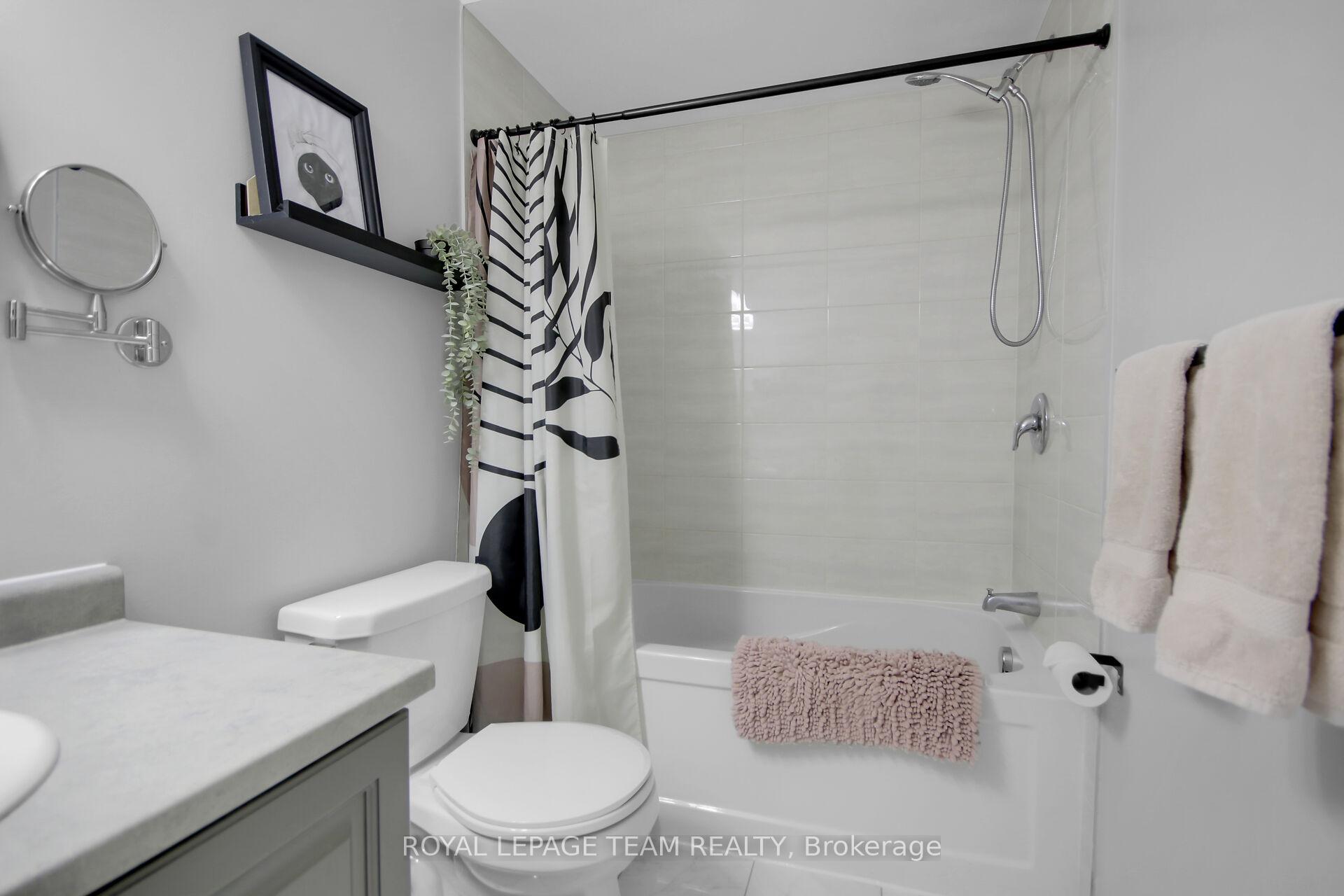 Photo 27 of 250 Clintonia Street, Ottawa, Kanata - Emerald Meadows/Trailwest — HOMEH
