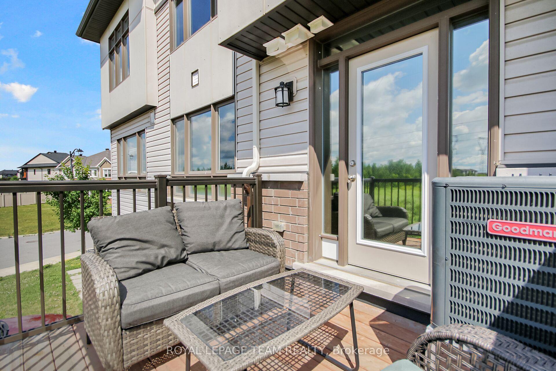Photo 29 of 250 Clintonia Street, Ottawa, Kanata - Emerald Meadows/Trailwest — HOMEH