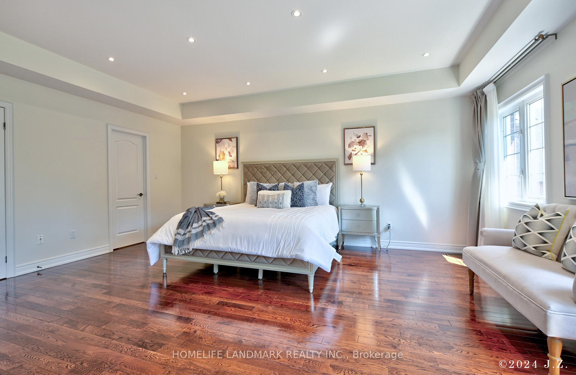 Photo 27 of 57 Castleglen Boulevard, Markham, Berczy — HOMEH