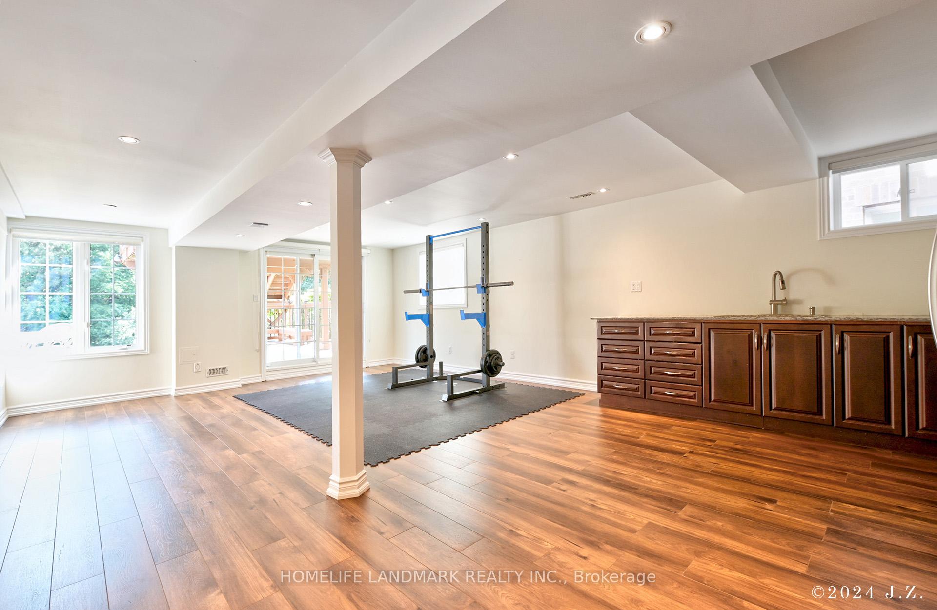 Photo 34 of 57 Castleglen Boulevard, Markham, Berczy — HOMEH