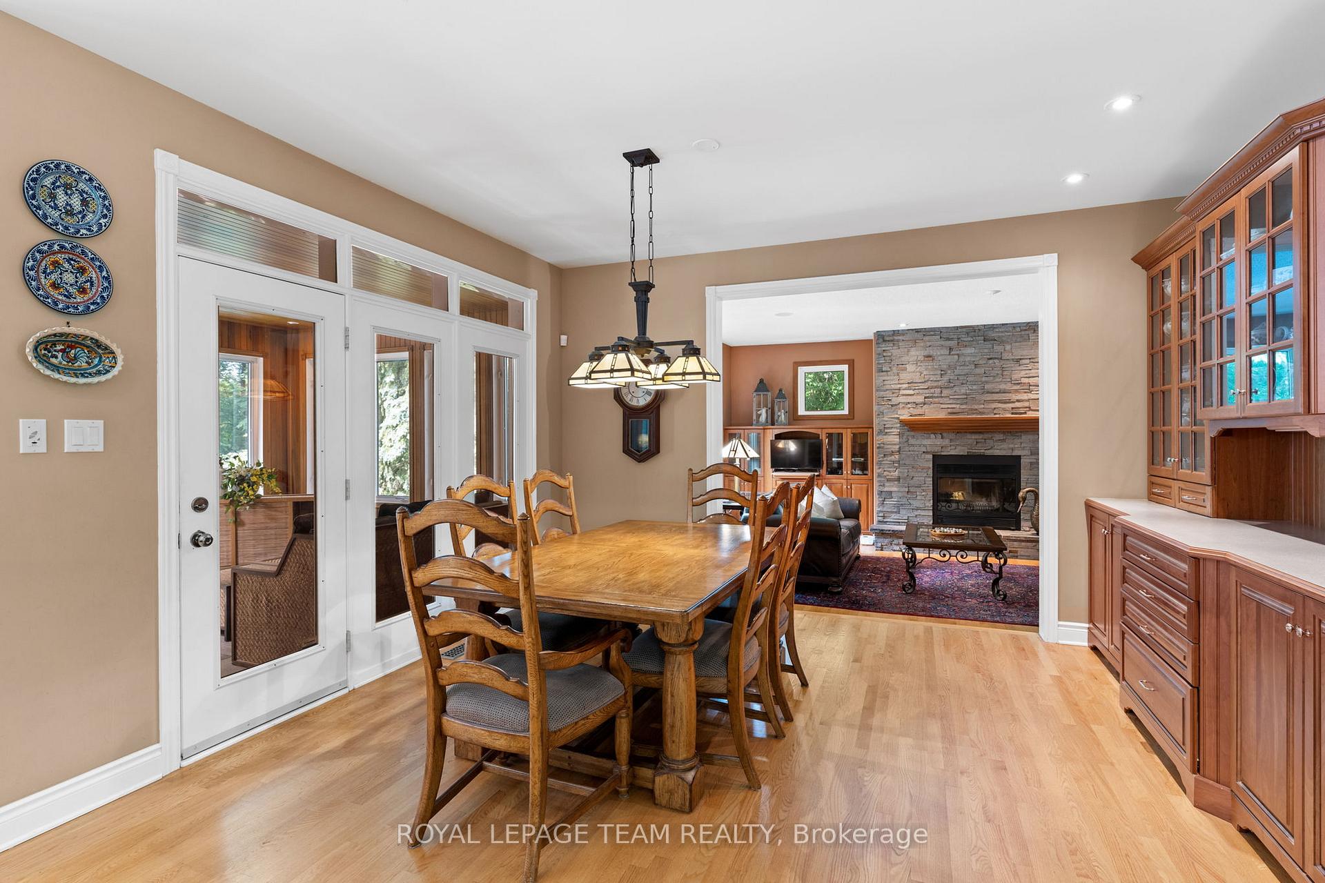 Photo 11 of 38 Roycroft Way, Ottawa, Kanata - Kanata (North West) — HOMEH