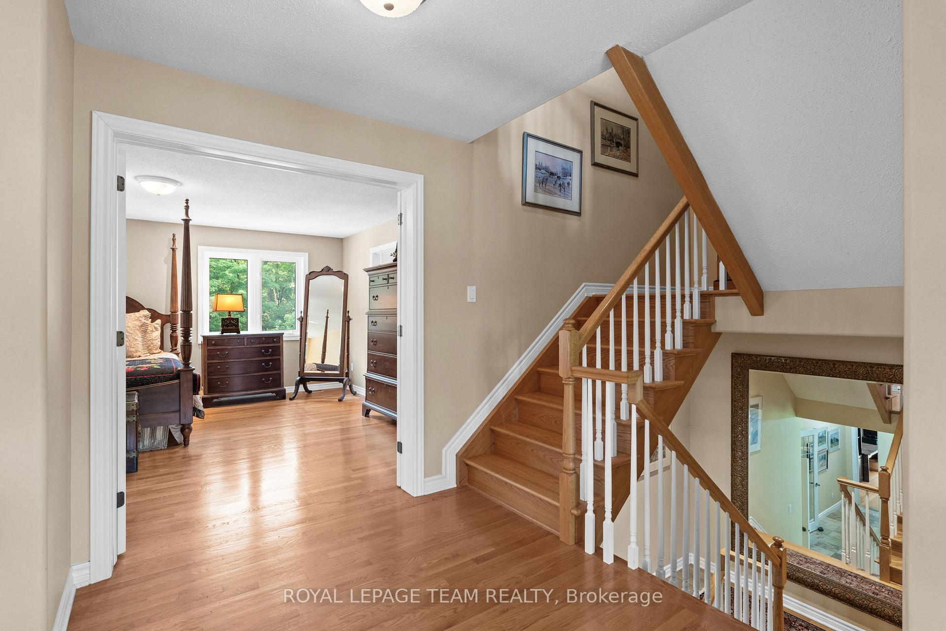 Photo 20 of 38 Roycroft Way, Ottawa, Kanata - Kanata (North West) — HOMEH