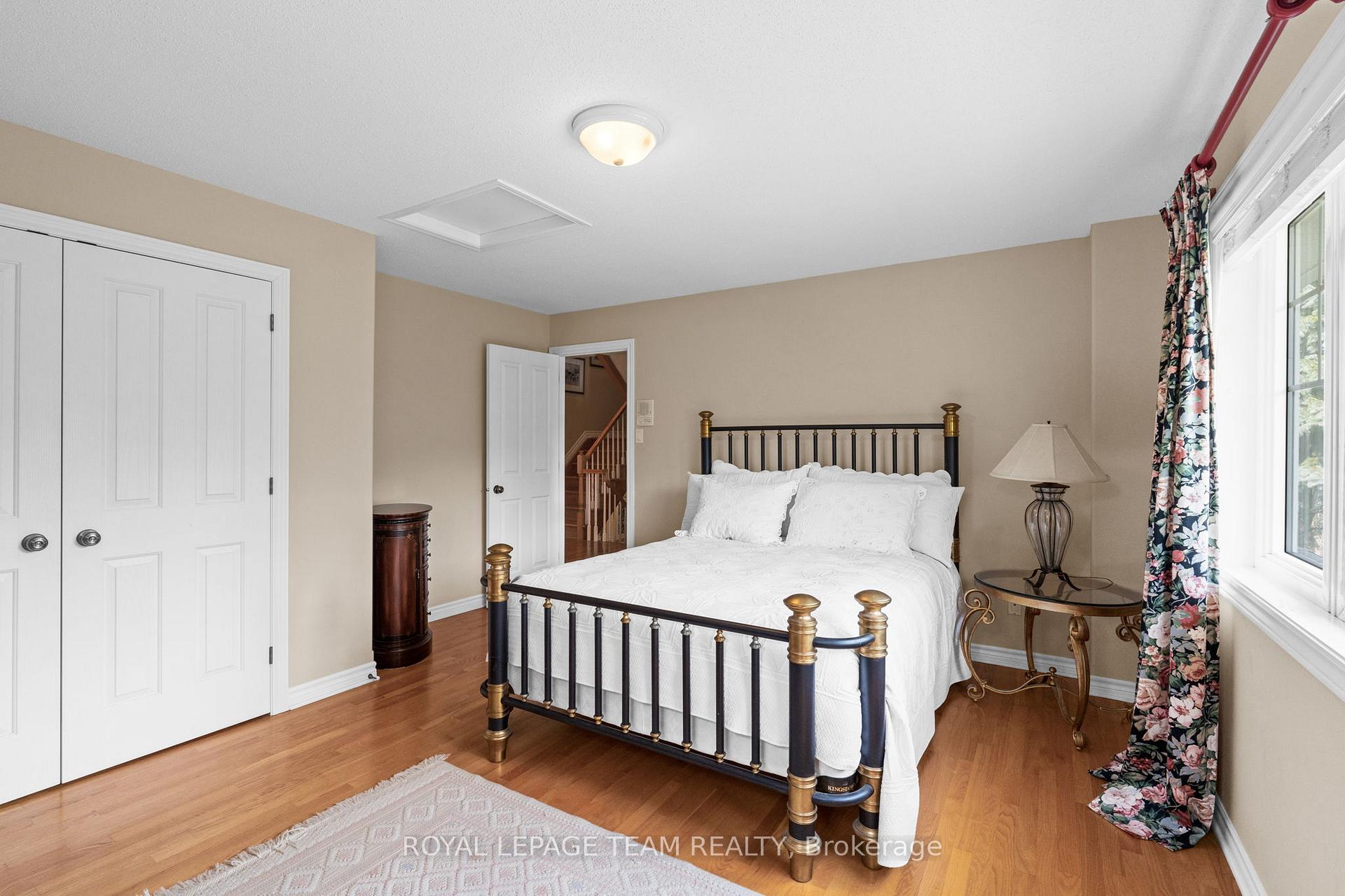 Photo 25 of 38 Roycroft Way, Ottawa, Kanata - Kanata (North West) — HOMEH