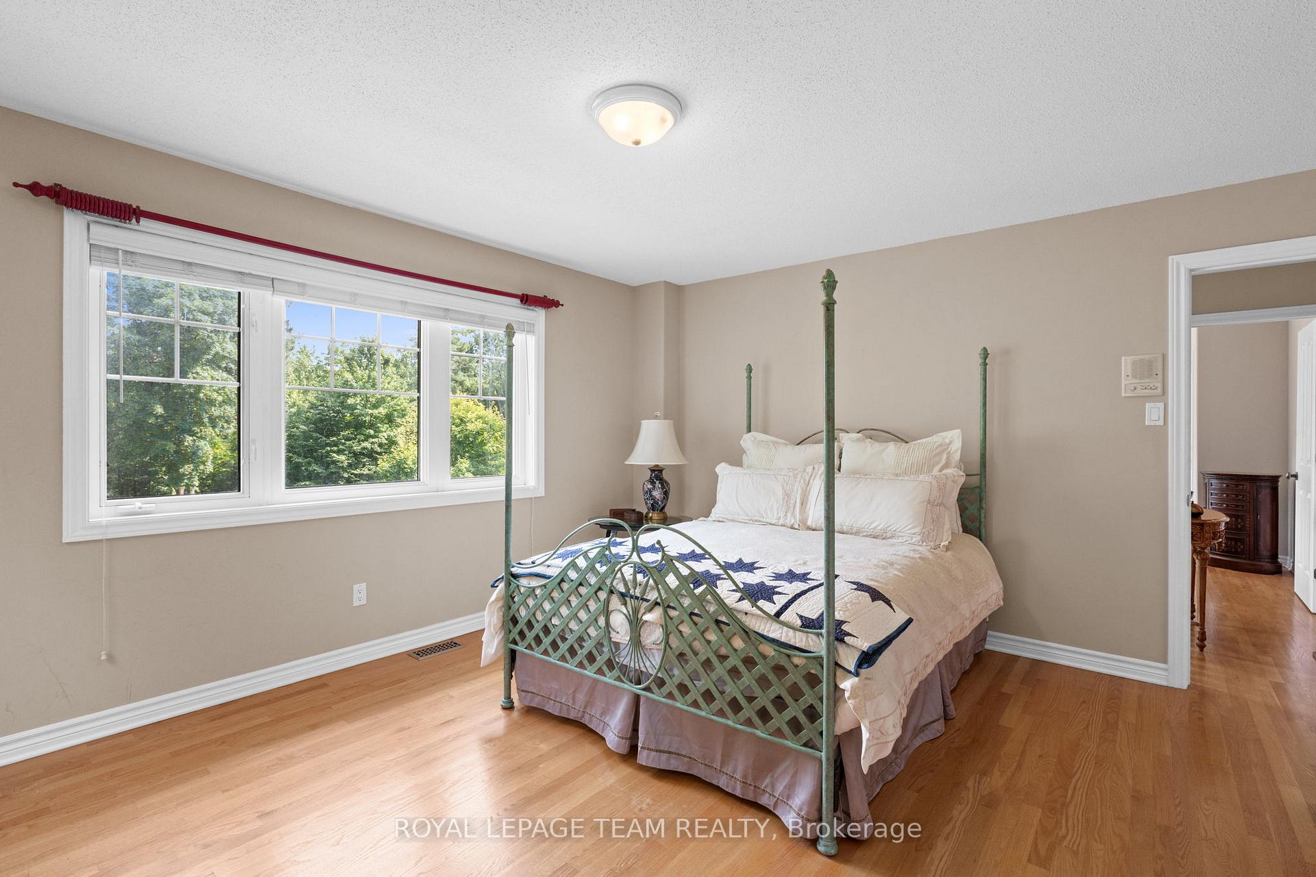 Photo 26 of 38 Roycroft Way, Ottawa, Kanata - Kanata (North West) — HOMEH