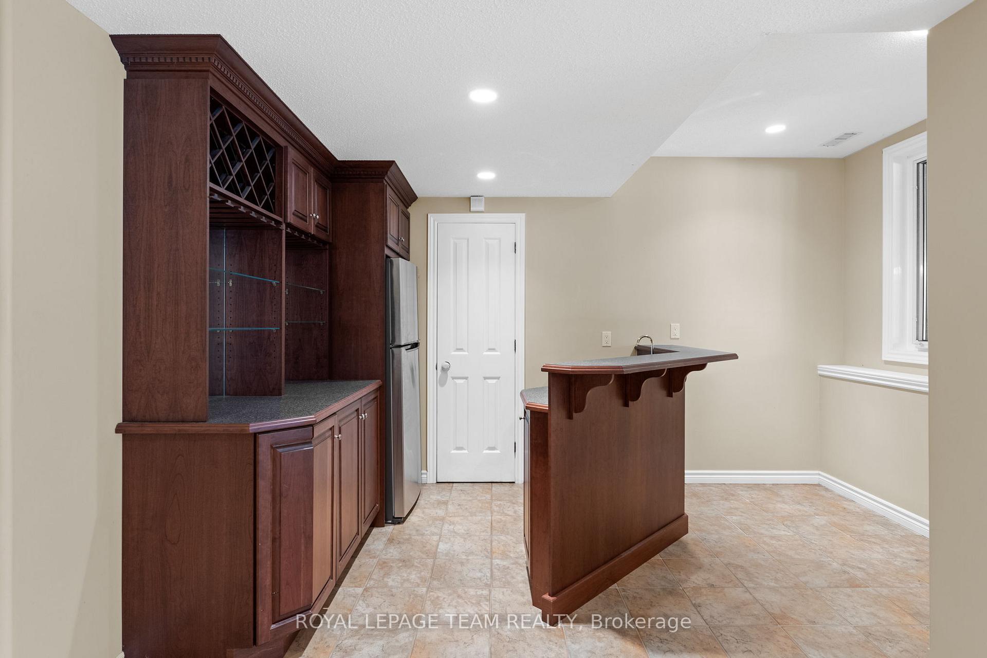 Photo 37 of 38 Roycroft Way, Ottawa, Kanata - Kanata (North West) — HOMEH