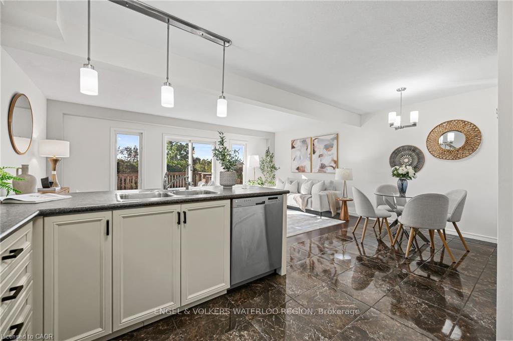 Photo 18 of Unit D16, 6 Upper Mercer Street, Kitchener — HOMEH