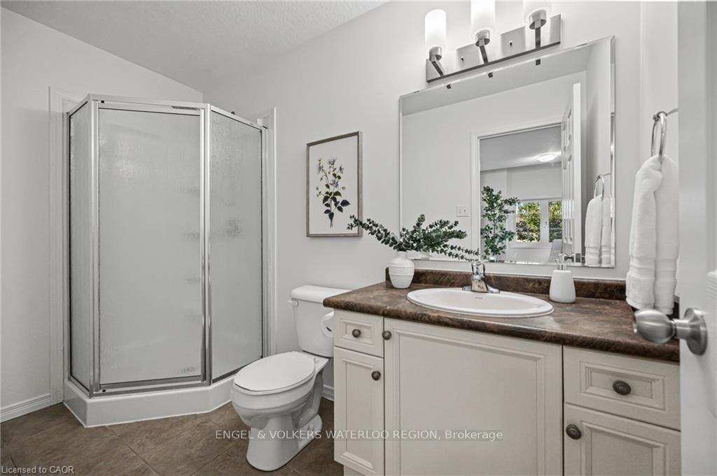 Photo 27 of Unit D16, 6 Upper Mercer Street, Kitchener — HOMEH