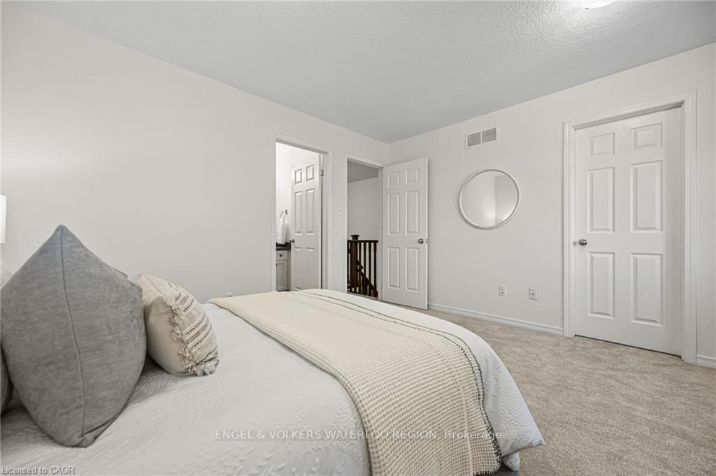 Photo 28 of Unit D16, 6 Upper Mercer Street, Kitchener — HOMEH