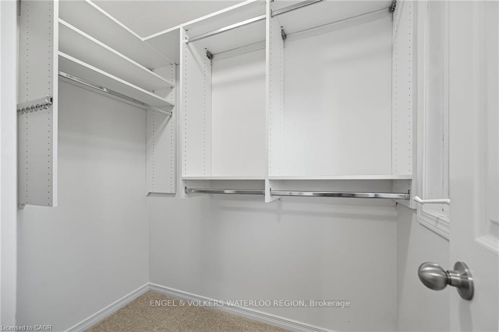 Photo 29 of Unit D16, 6 Upper Mercer Street, Kitchener — HOMEH