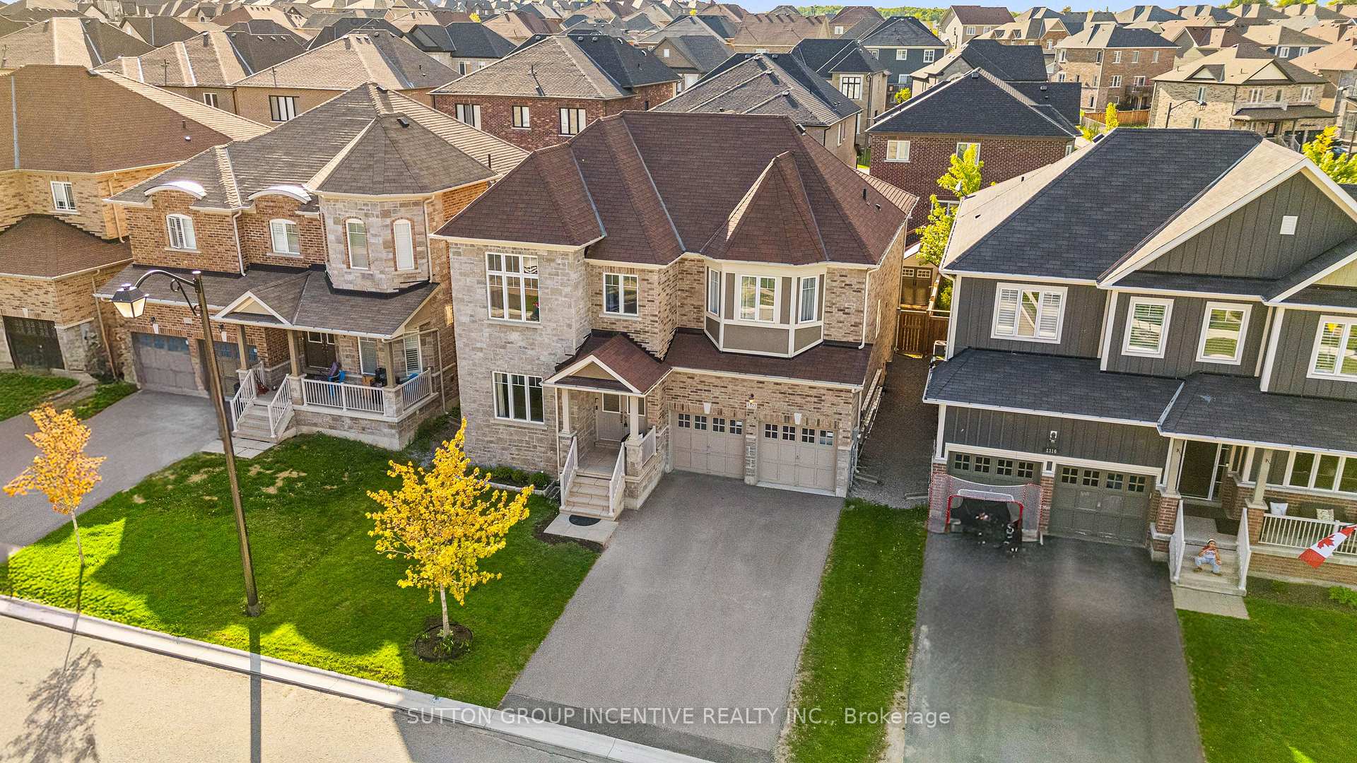 Photo 1 of 1322 Bardeau Street, Innisfil, Lefroy — HOMEH