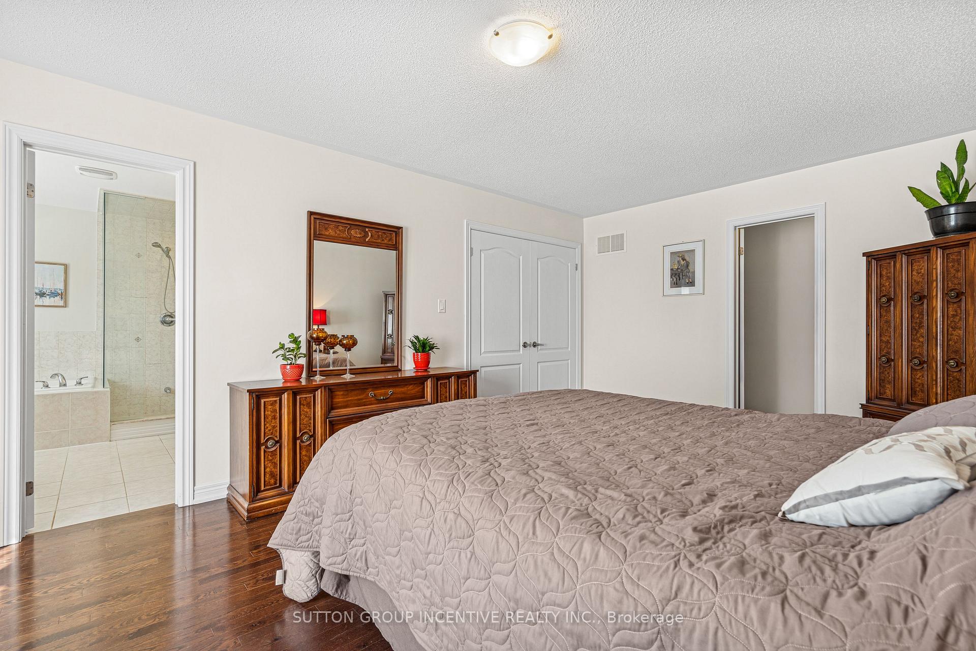 Photo 17 of 1322 Bardeau Street, Innisfil, Lefroy — HOMEH