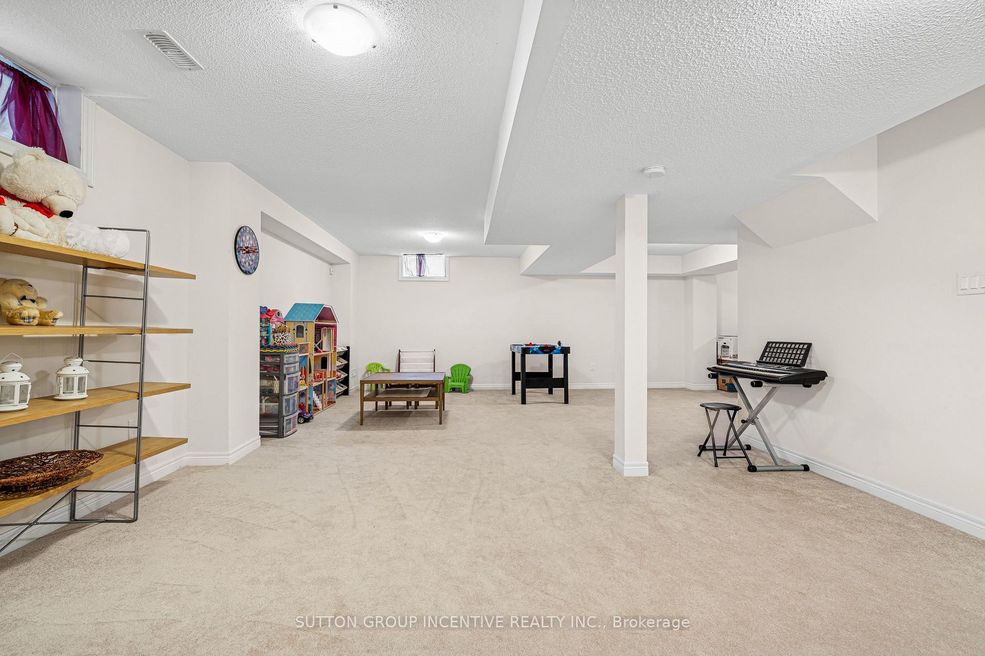 Photo 27 of 1322 Bardeau Street, Innisfil, Lefroy — HOMEH
