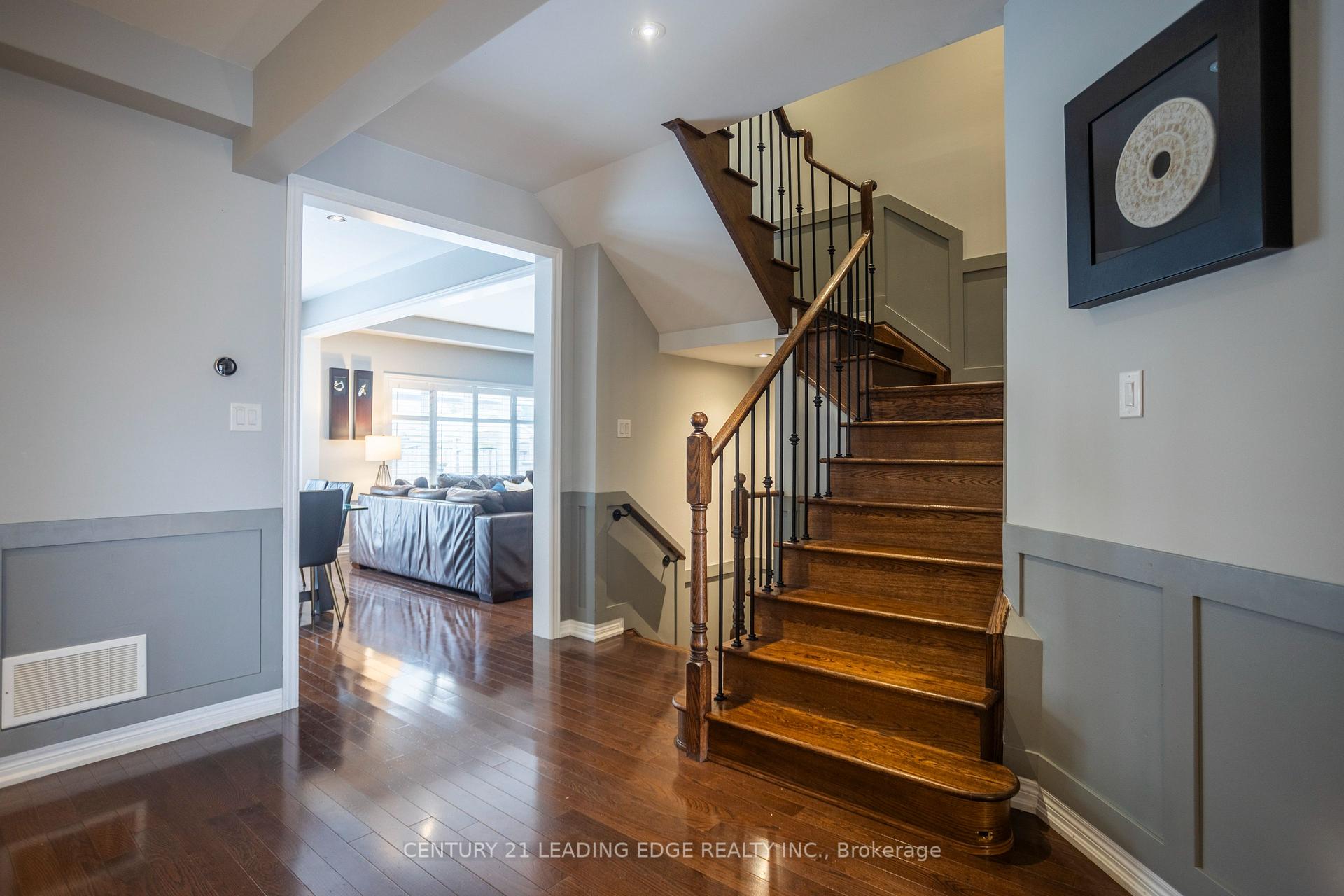 Photo 12 of 72 Pelister Drive, Markham, Greensborough — HOMEH