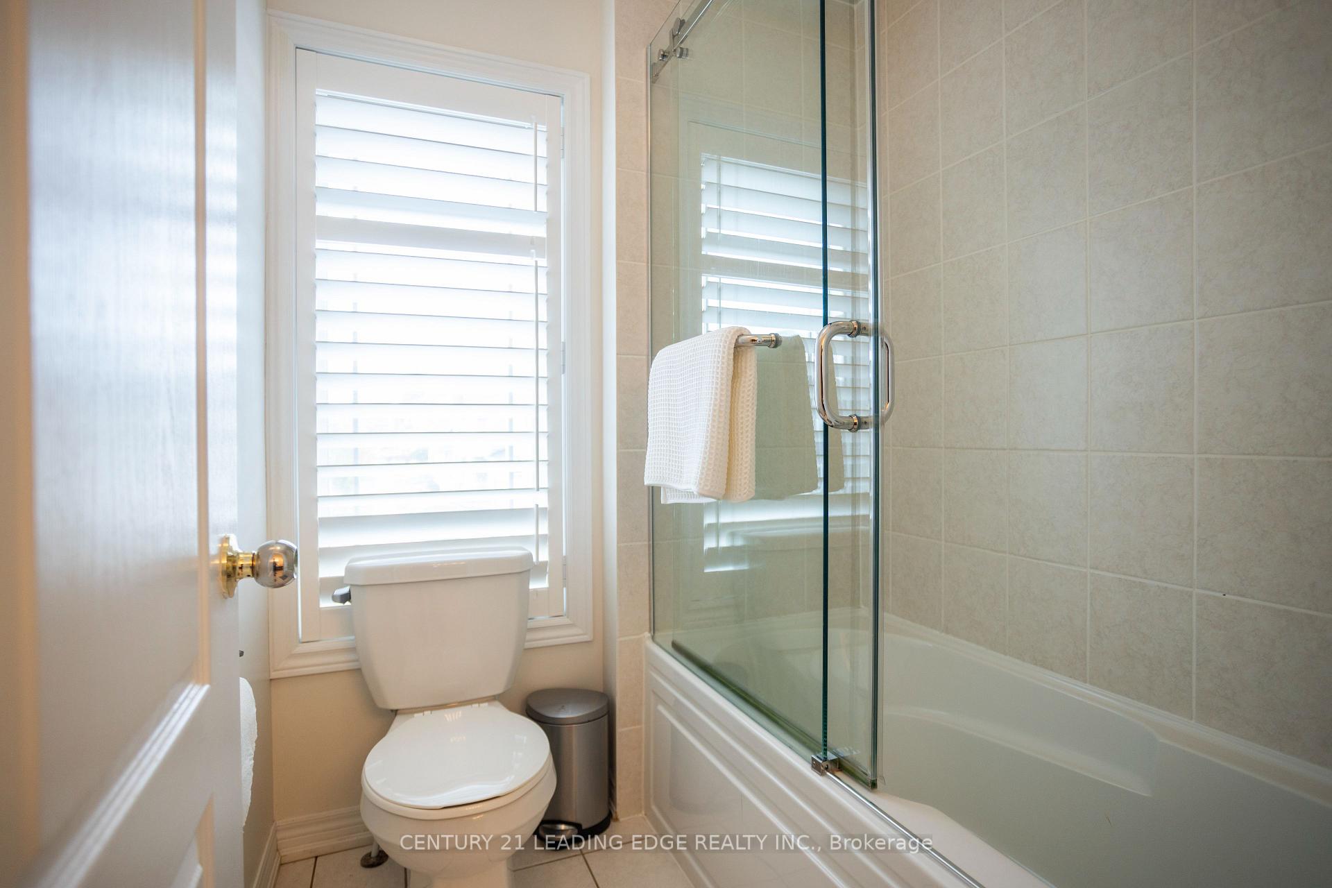 Photo 35 of 72 Pelister Drive, Markham, Greensborough — HOMEH