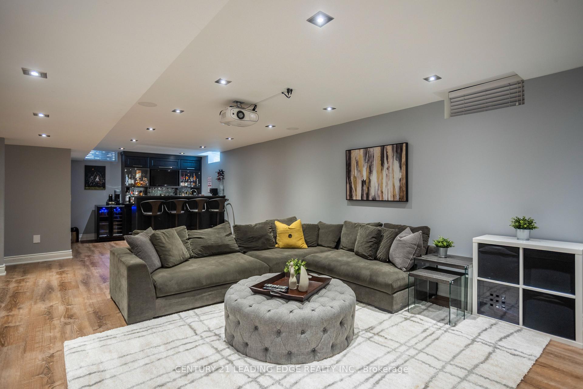 Photo 41 of 72 Pelister Drive, Markham, Greensborough — HOMEH