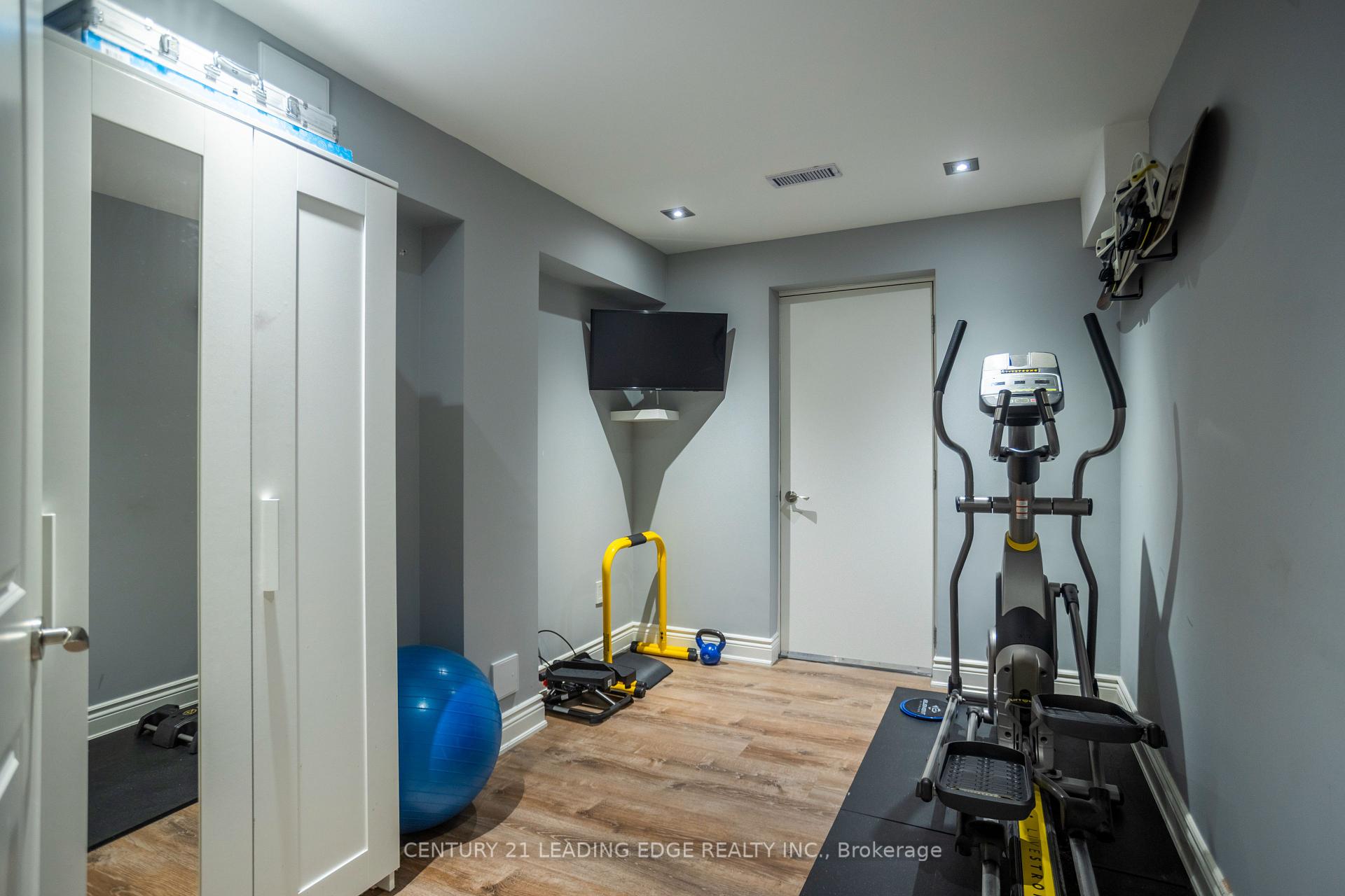 Photo 45 of 72 Pelister Drive, Markham, Greensborough — HOMEH