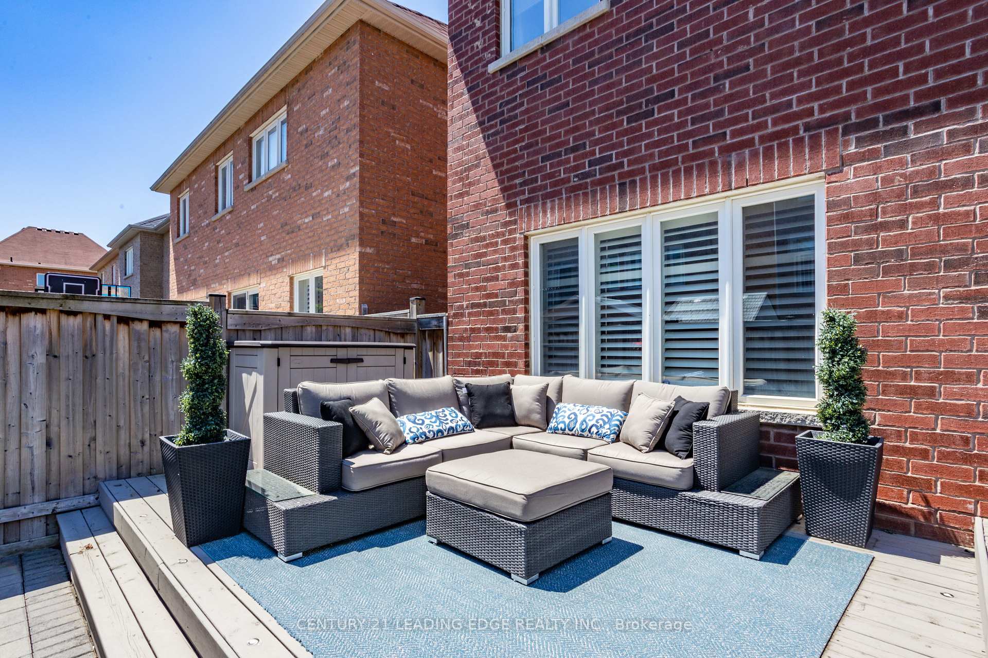 Photo 46 of 72 Pelister Drive, Markham, Greensborough — HOMEH