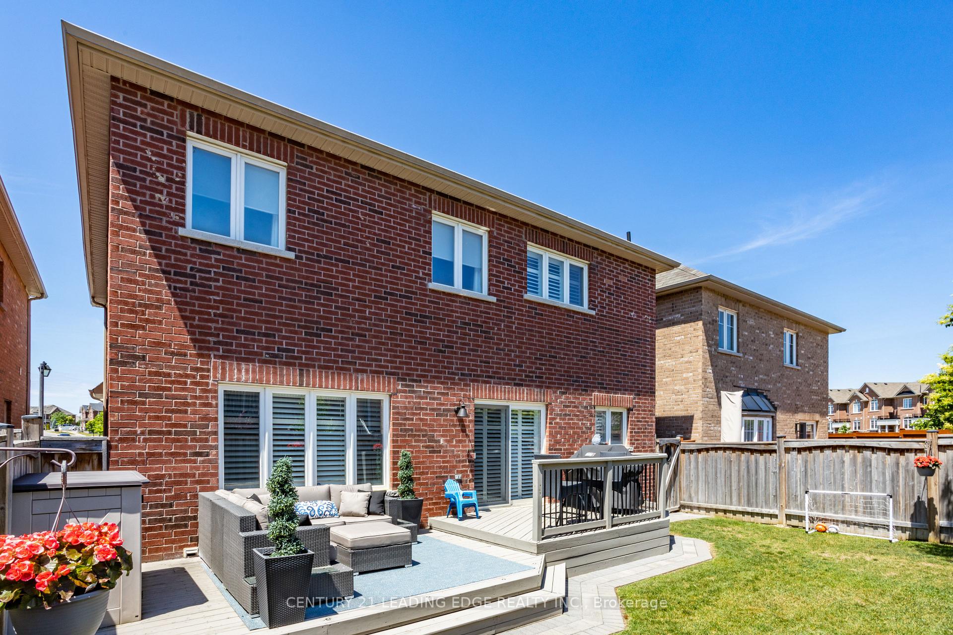 Photo 47 of 72 Pelister Drive, Markham, Greensborough — HOMEH