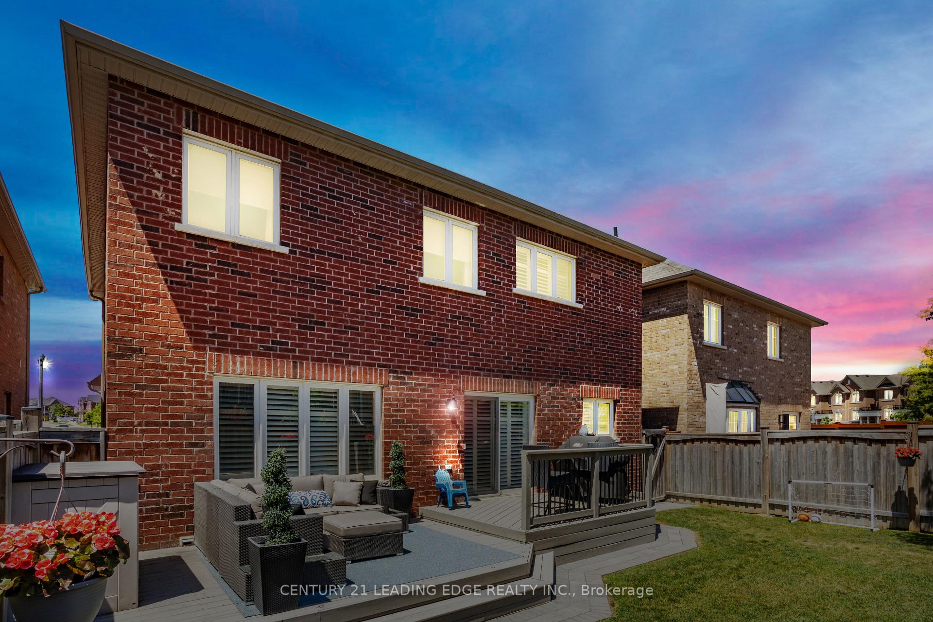 Photo 50 of 72 Pelister Drive, Markham, Greensborough — HOMEH