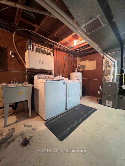 Photo 15 of 24 Elmsdale Drive, Kitchener — HOMEH