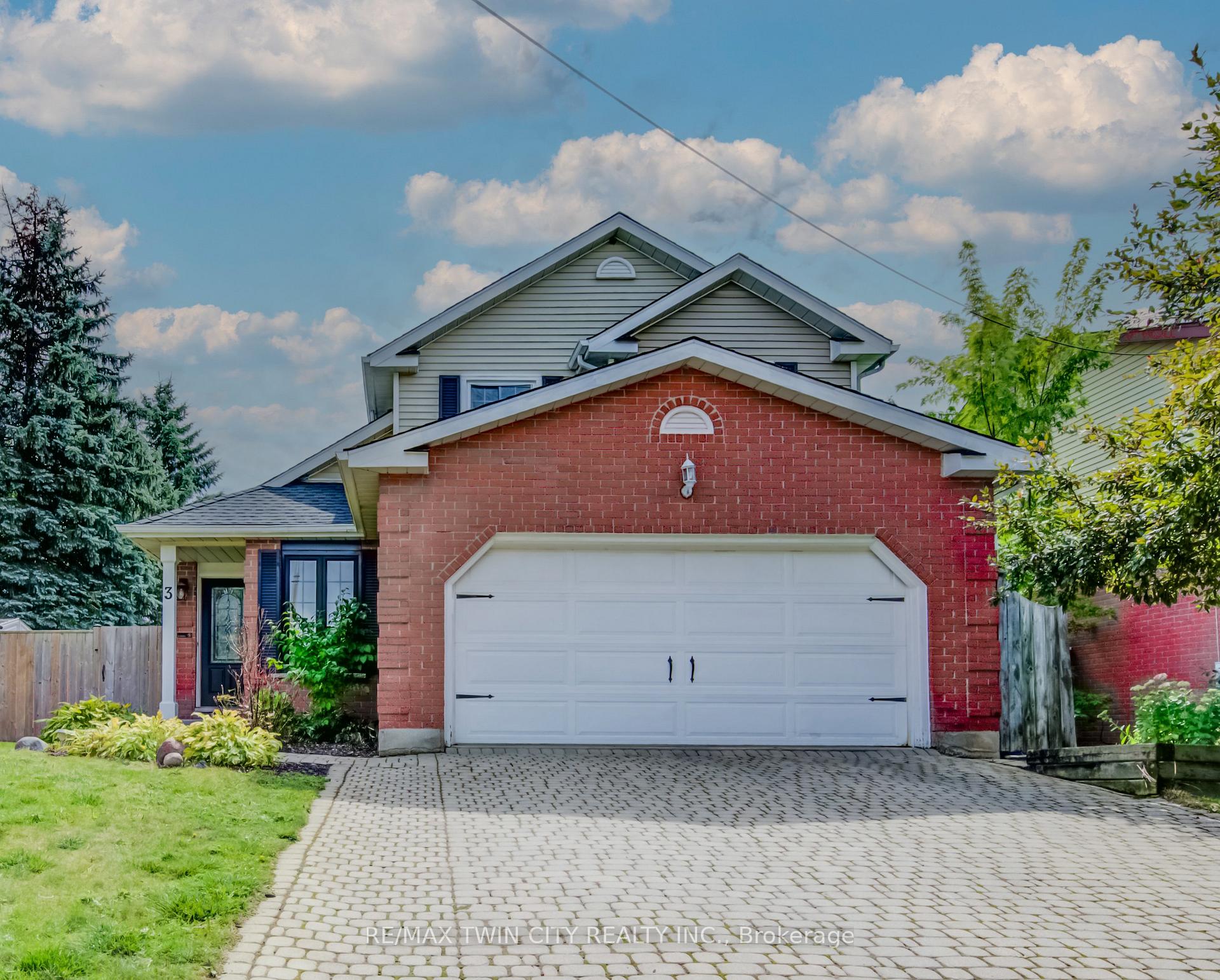 Photo 1 of 3 Westview Crescent, Kitchener, Forest Heights — HOMEH