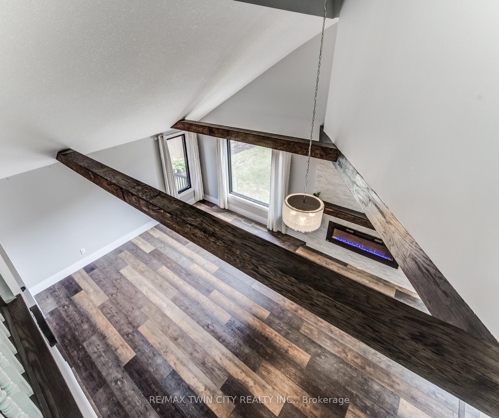 Photo 24 of 3 Westview Crescent, Kitchener, Forest Heights — HOMEH