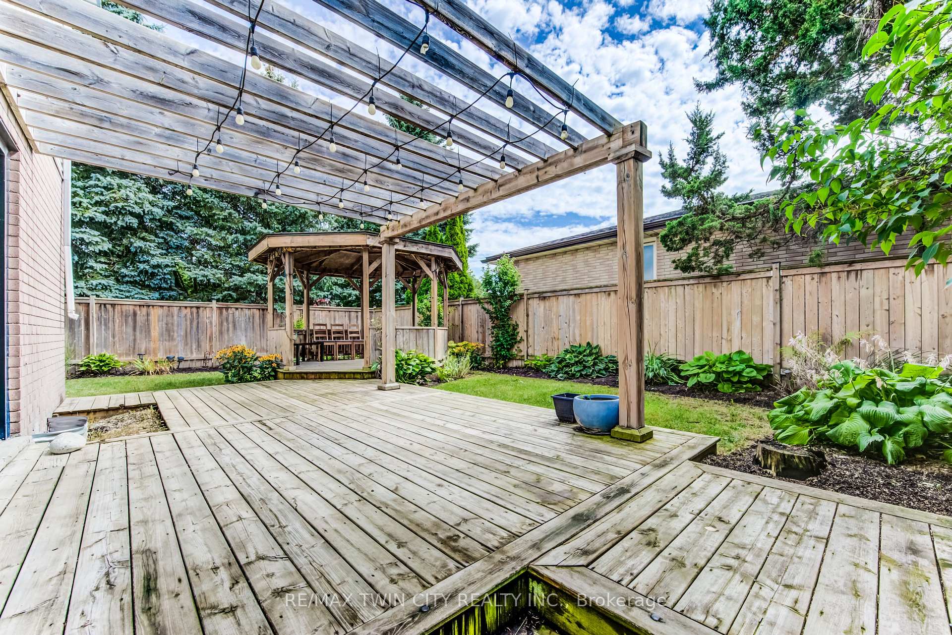 Photo 35 of 3 Westview Crescent, Kitchener, Forest Heights — HOMEH