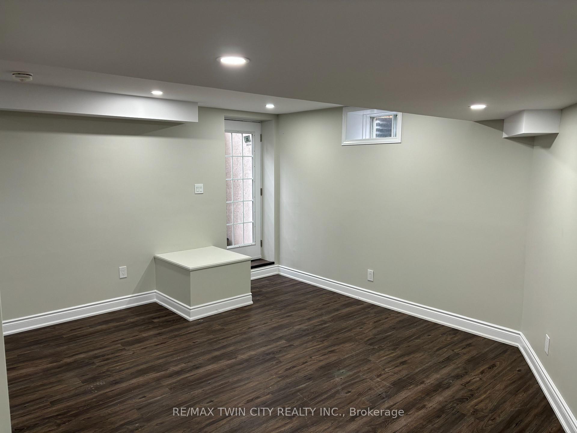Photo 49 of 3 Westview Crescent, Kitchener, Forest Heights — HOMEH