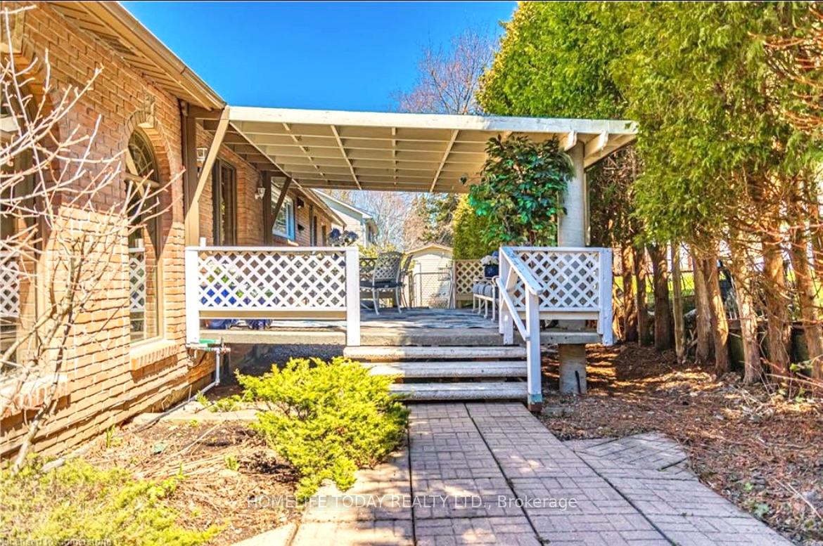 Photo 17 of 365 Eleanor Place, Hamilton, Ancaster — HOMEH