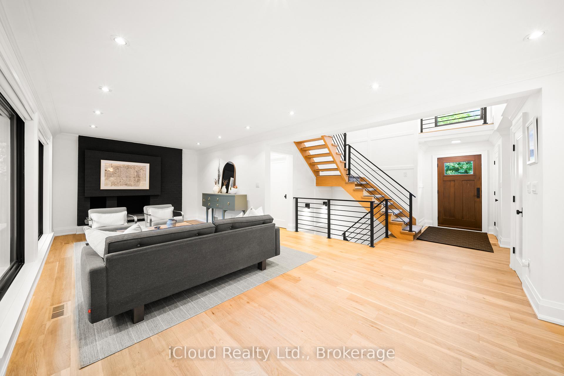 Photo 8 of 40 Reesorville Road, Markham, Markham Village — HOMEH