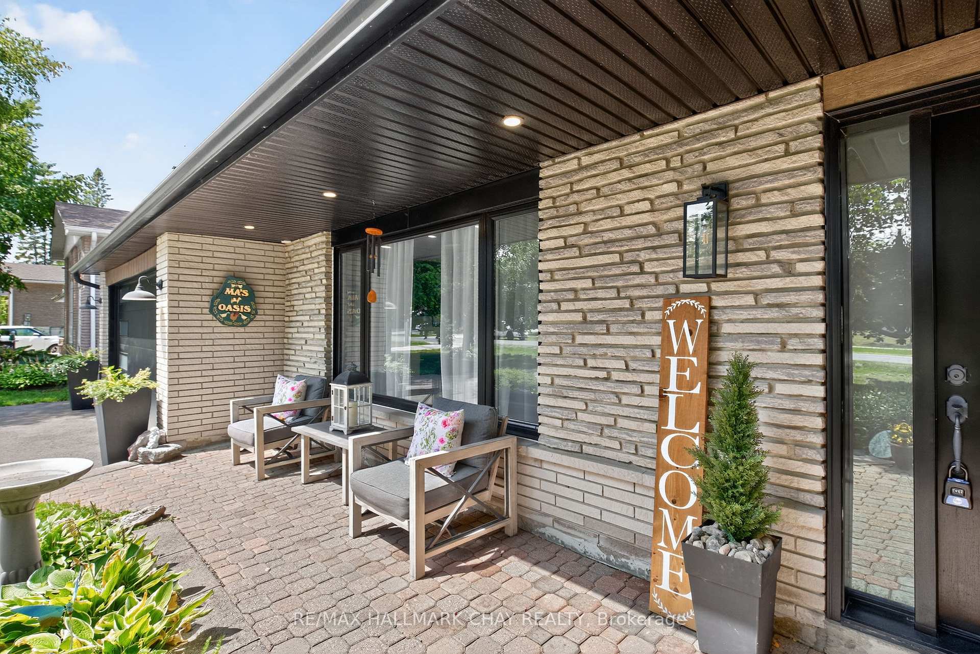 Photo 4 of 1180 Shore Acres Drive, Innisfil, Gilford — HOMEH