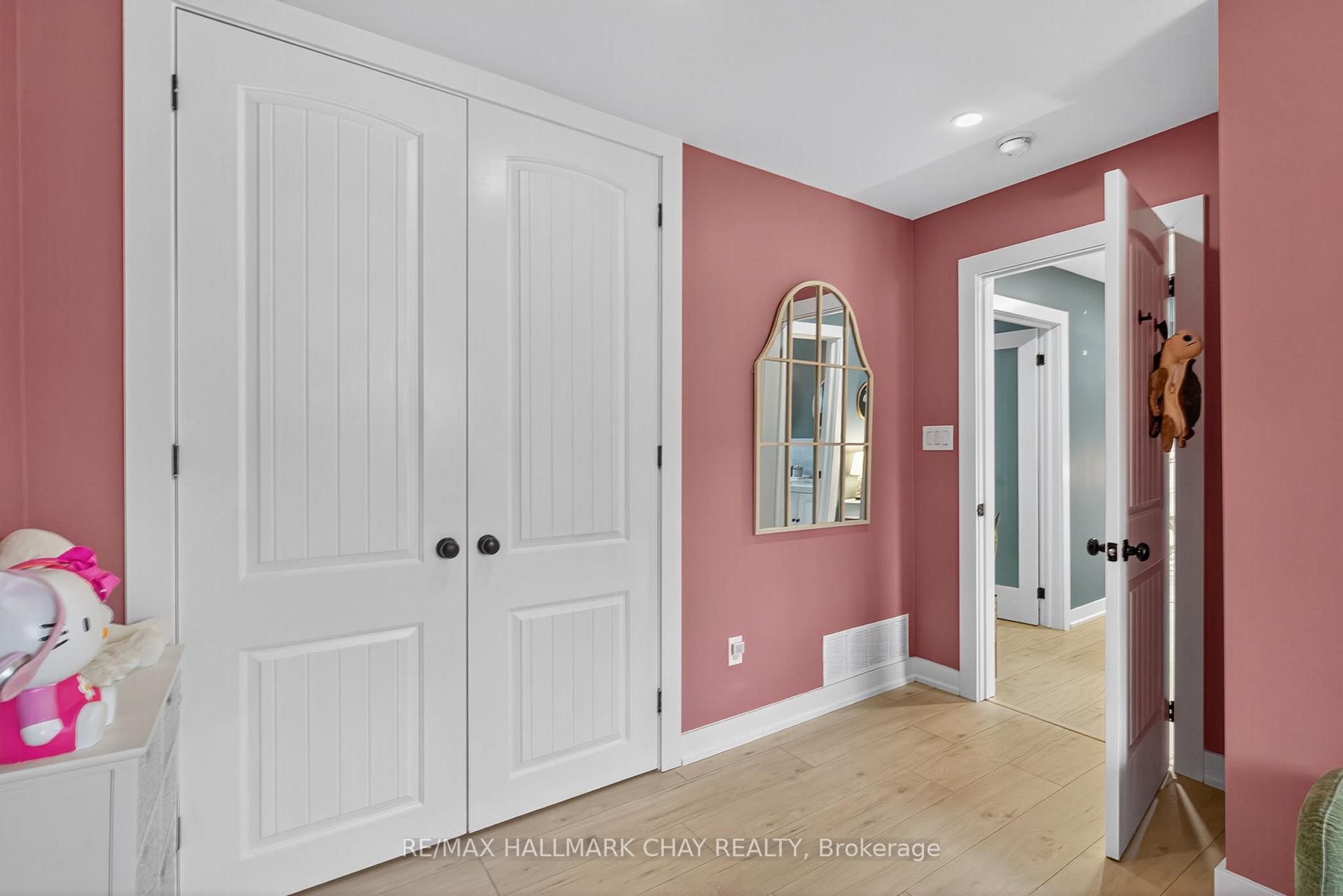 Photo 17 of 1180 Shore Acres Drive, Innisfil, Gilford — HOMEH