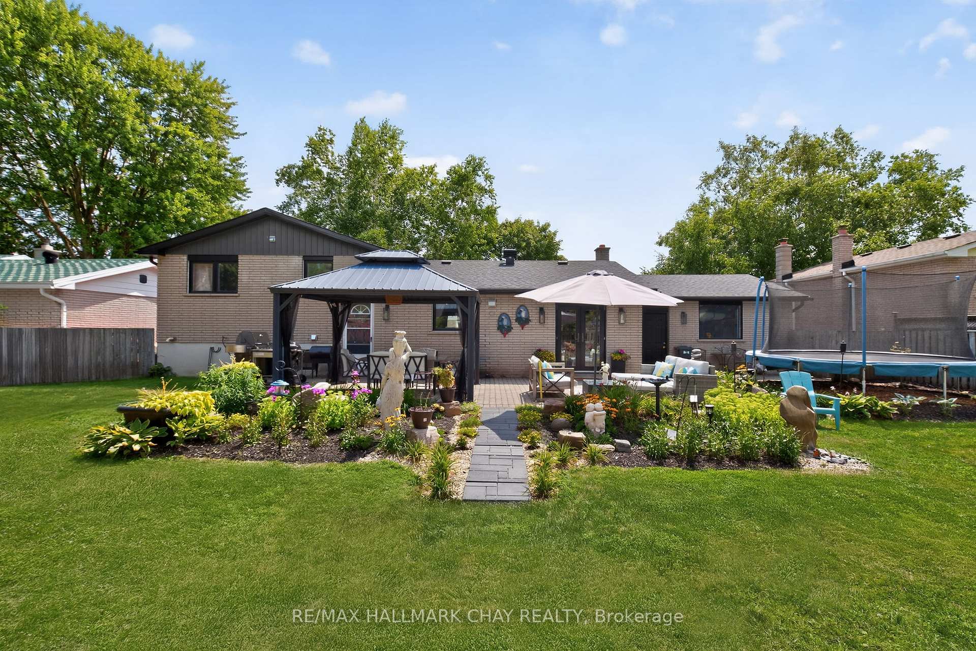 Photo 27 of 1180 Shore Acres Drive, Innisfil, Gilford — HOMEH