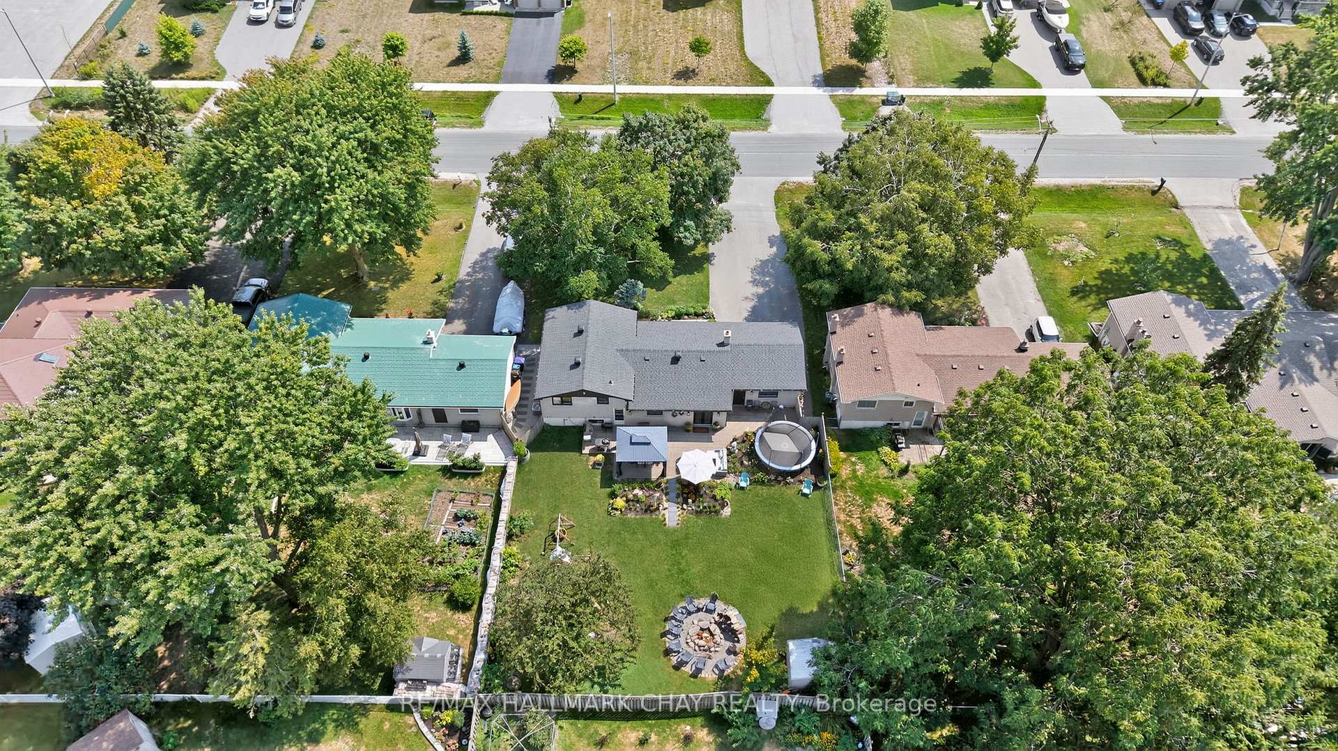 Photo 31 of 1180 Shore Acres Drive, Innisfil, Gilford — HOMEH